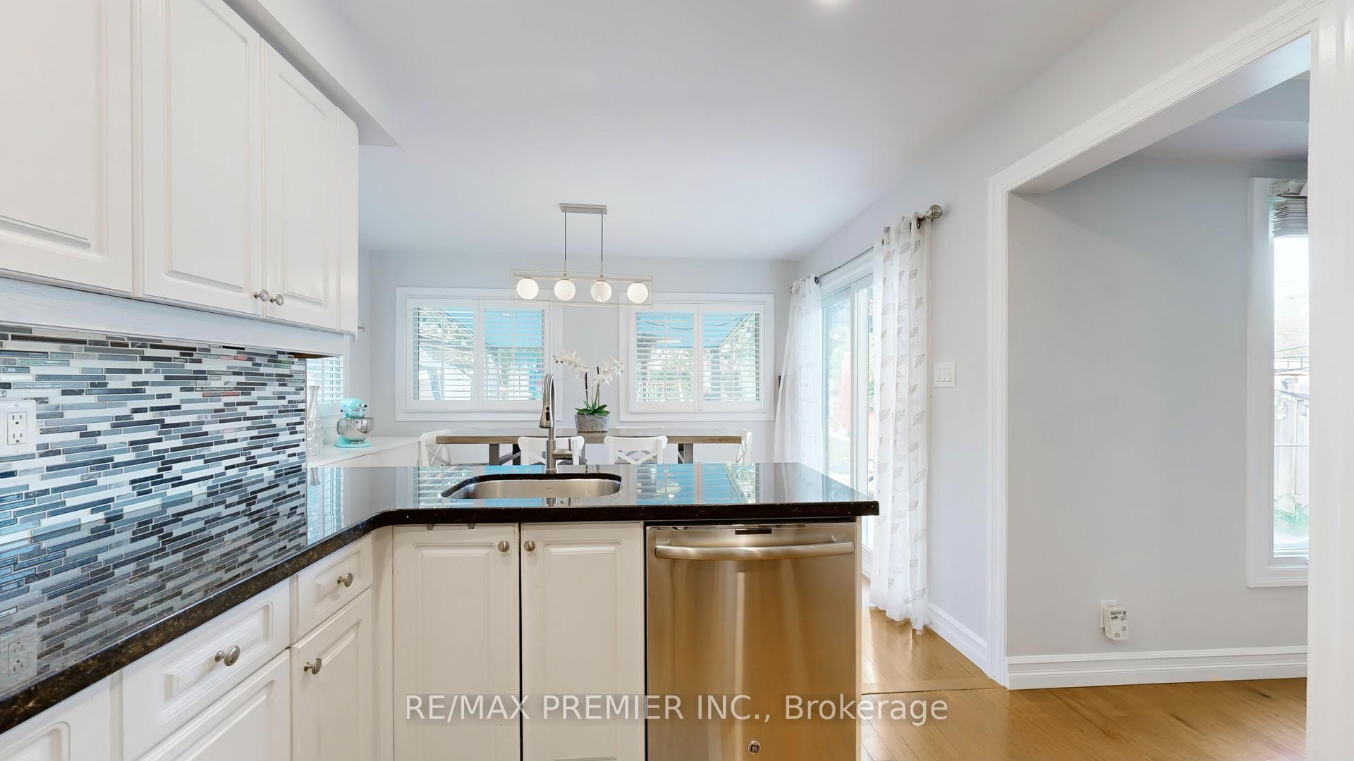 Photo 13 of 40 Stafford Crescent, Whitby, Blue Grass Meadows — HOMEH