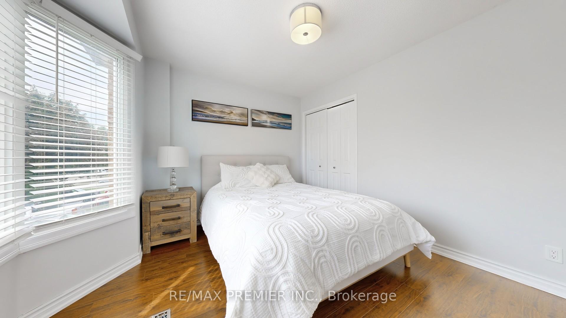Photo 26 of 40 Stafford Crescent, Whitby, Blue Grass Meadows — HOMEH