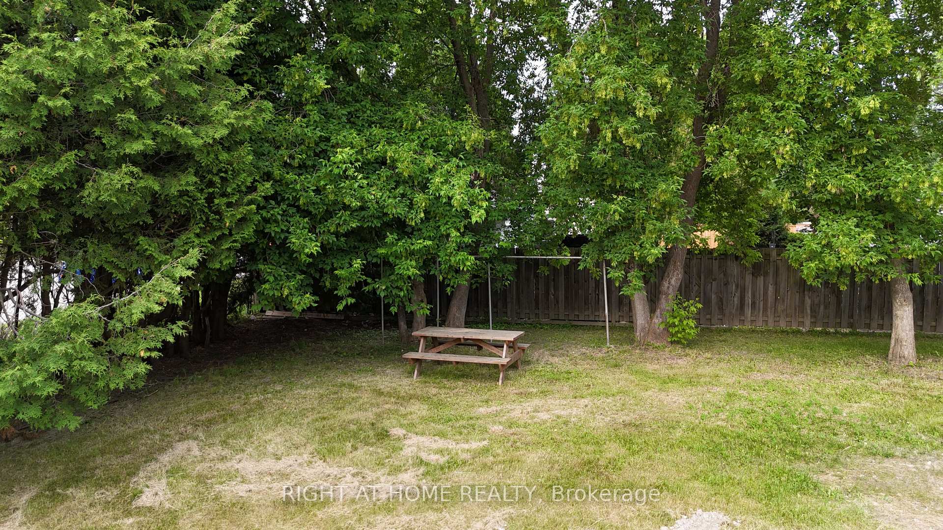 Photo 2 of 187 Russell Street, West Nipissing, Sturgeon Falls — HOMEH