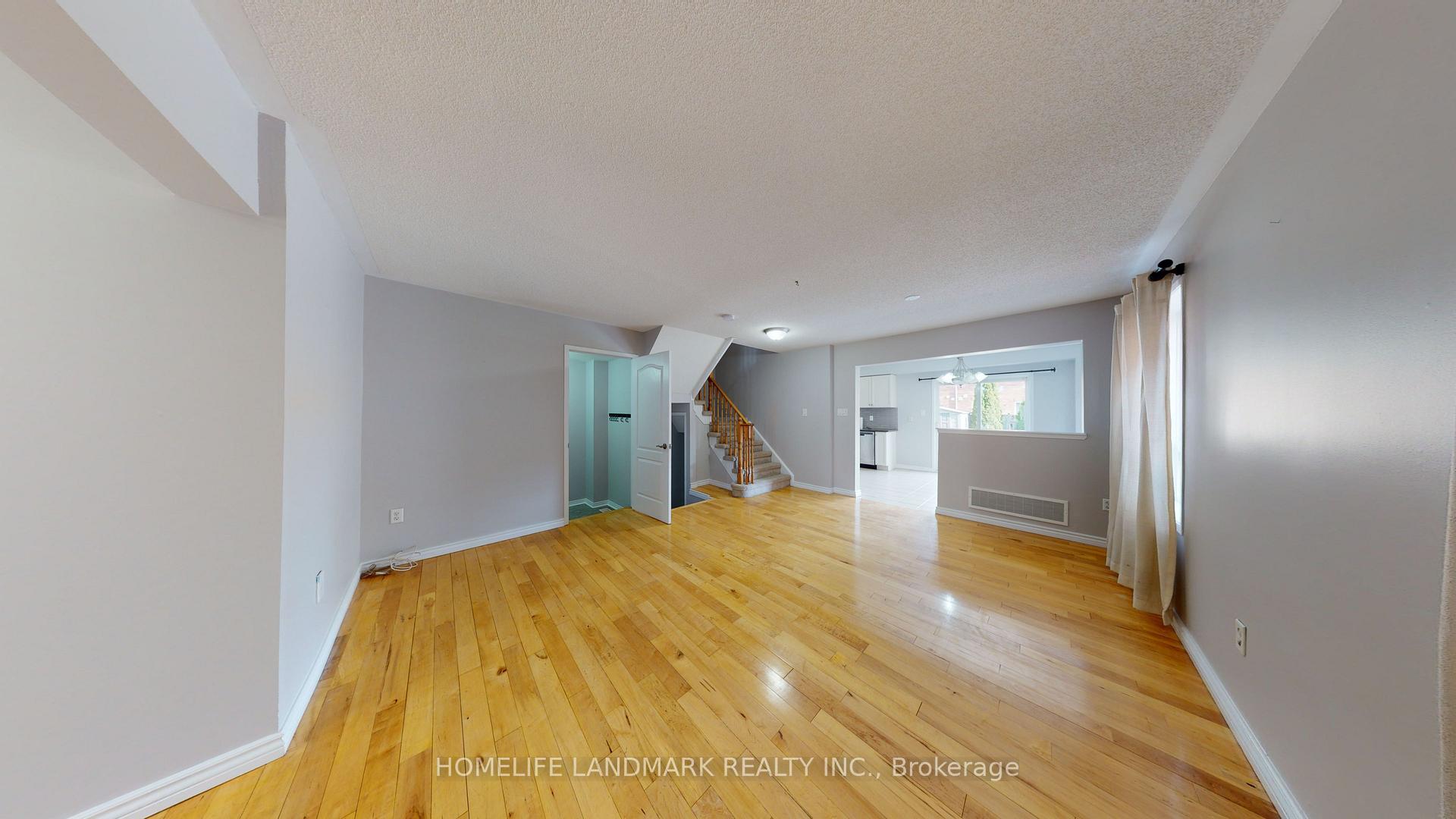 Photo 7 of 80 Presley Crescent, Whitby, Williamsburg — HOMEH