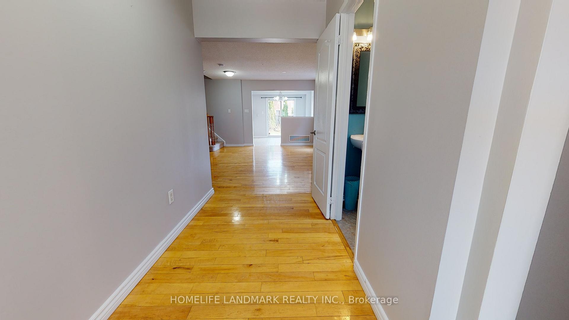 Photo 14 of 80 Presley Crescent, Whitby, Williamsburg — HOMEH