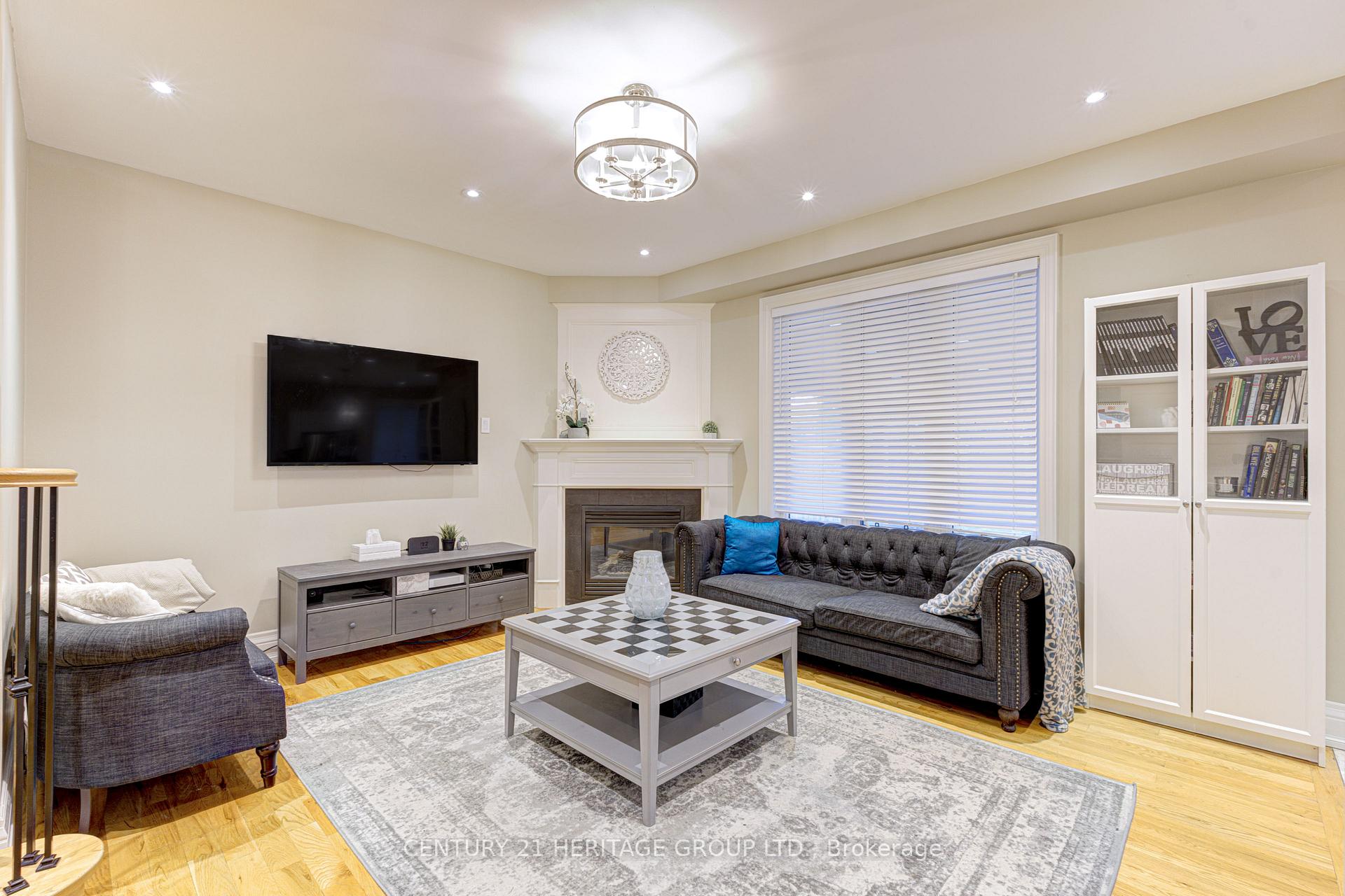 Photo 5 of 530 Vellore Woods Boulevard, Vaughan, Vellore Village — HOMEH