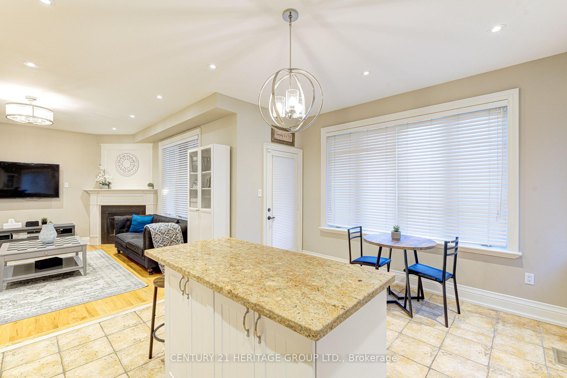 Photo 9 of 530 Vellore Woods Boulevard, Vaughan, Vellore Village — HOMEH