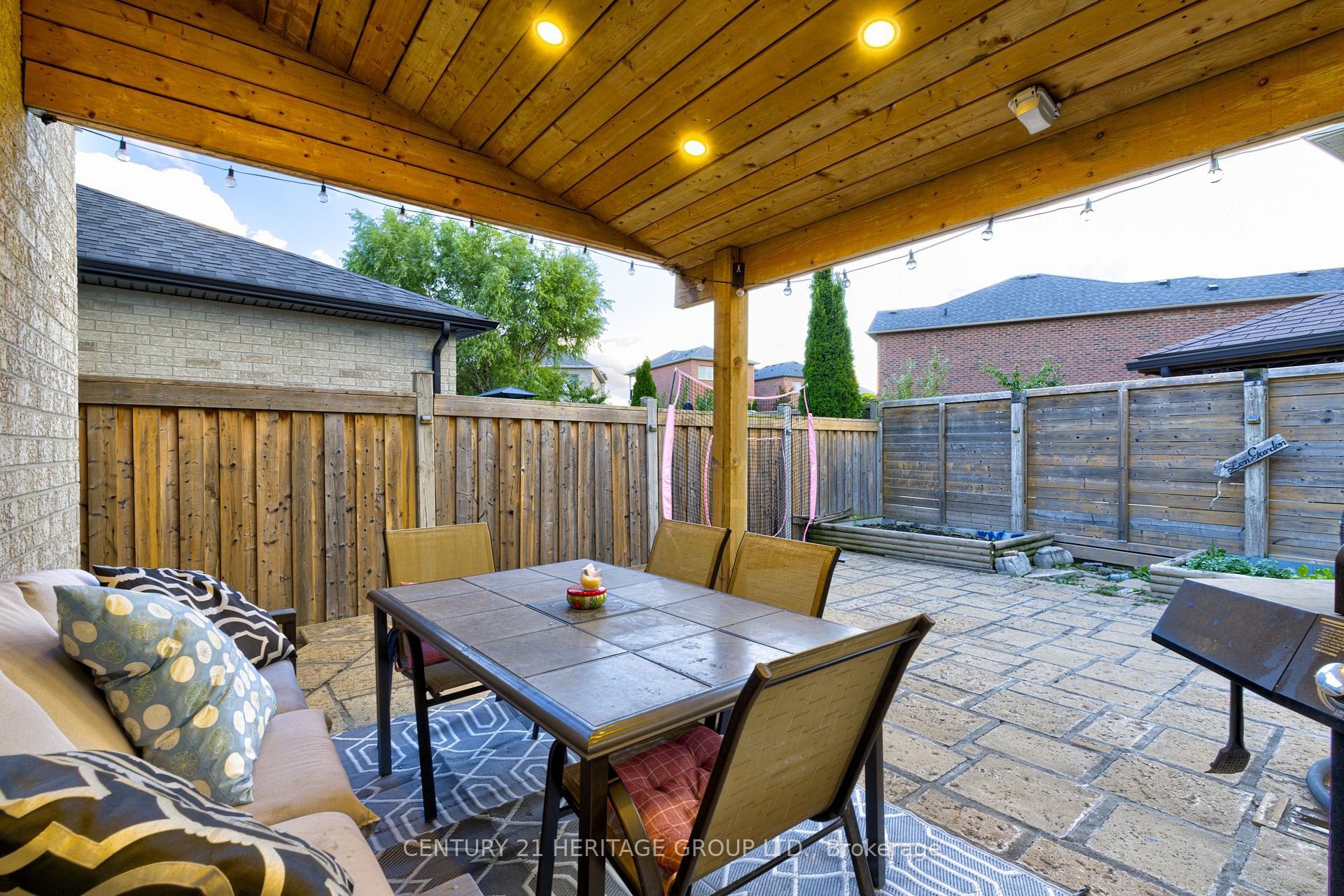 Photo 20 of 530 Vellore Woods Boulevard, Vaughan, Vellore Village — HOMEH
