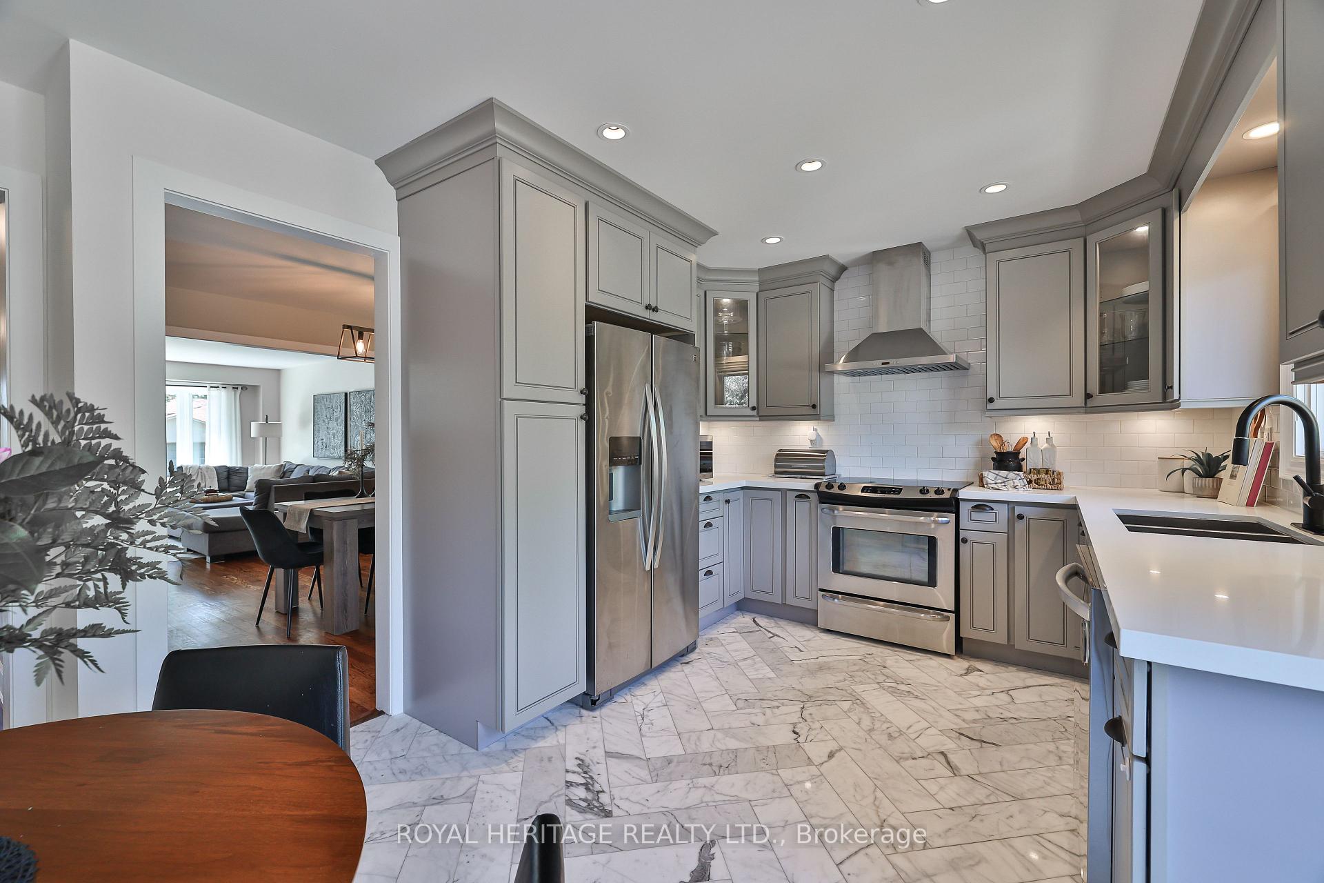 Photo 17 of 532 Powell Road, Whitby, Blue Grass Meadows — HOMEH