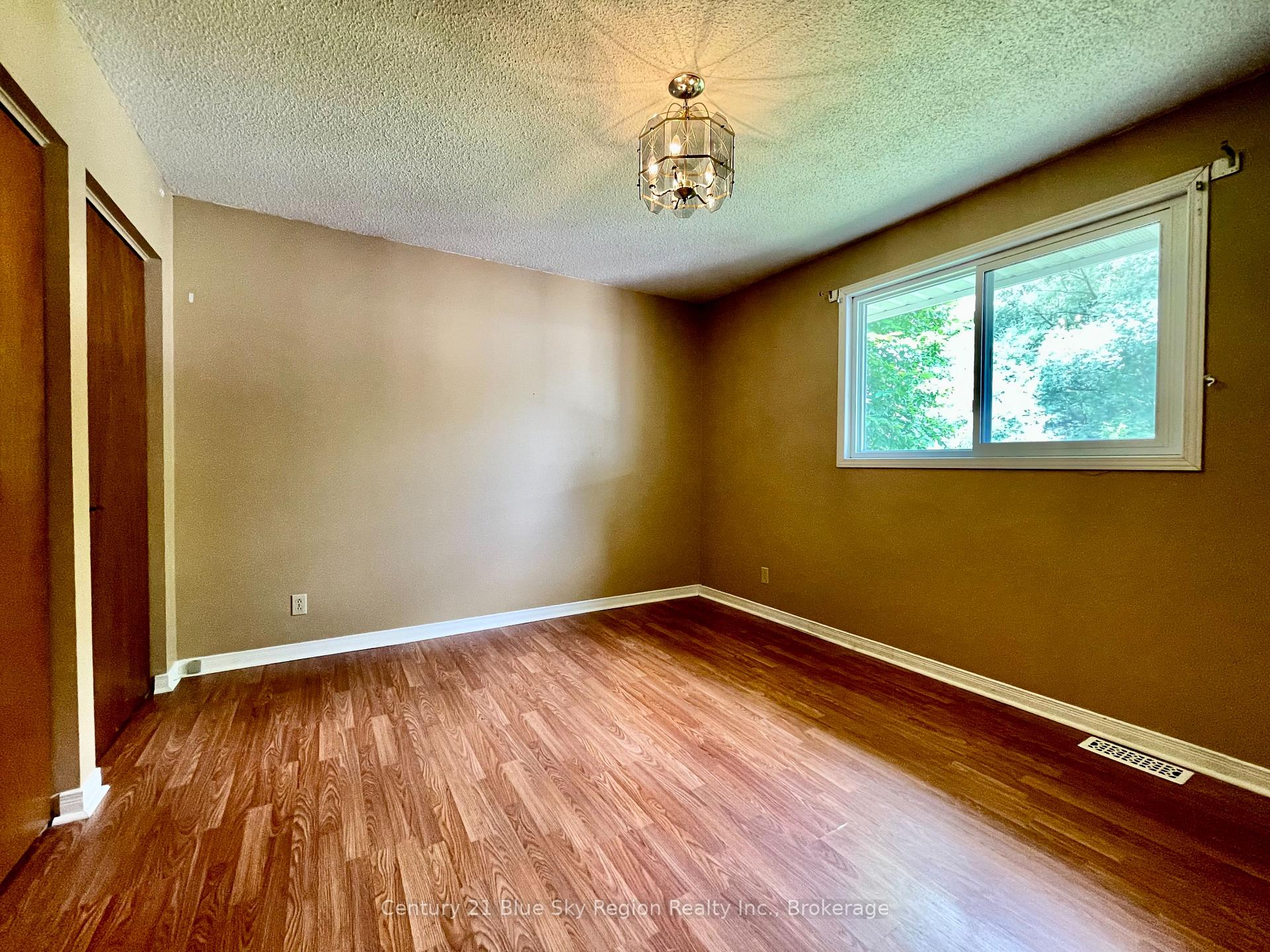 Photo 16 of 233 Salter Street, West Nipissing, Sturgeon Falls — HOMEH