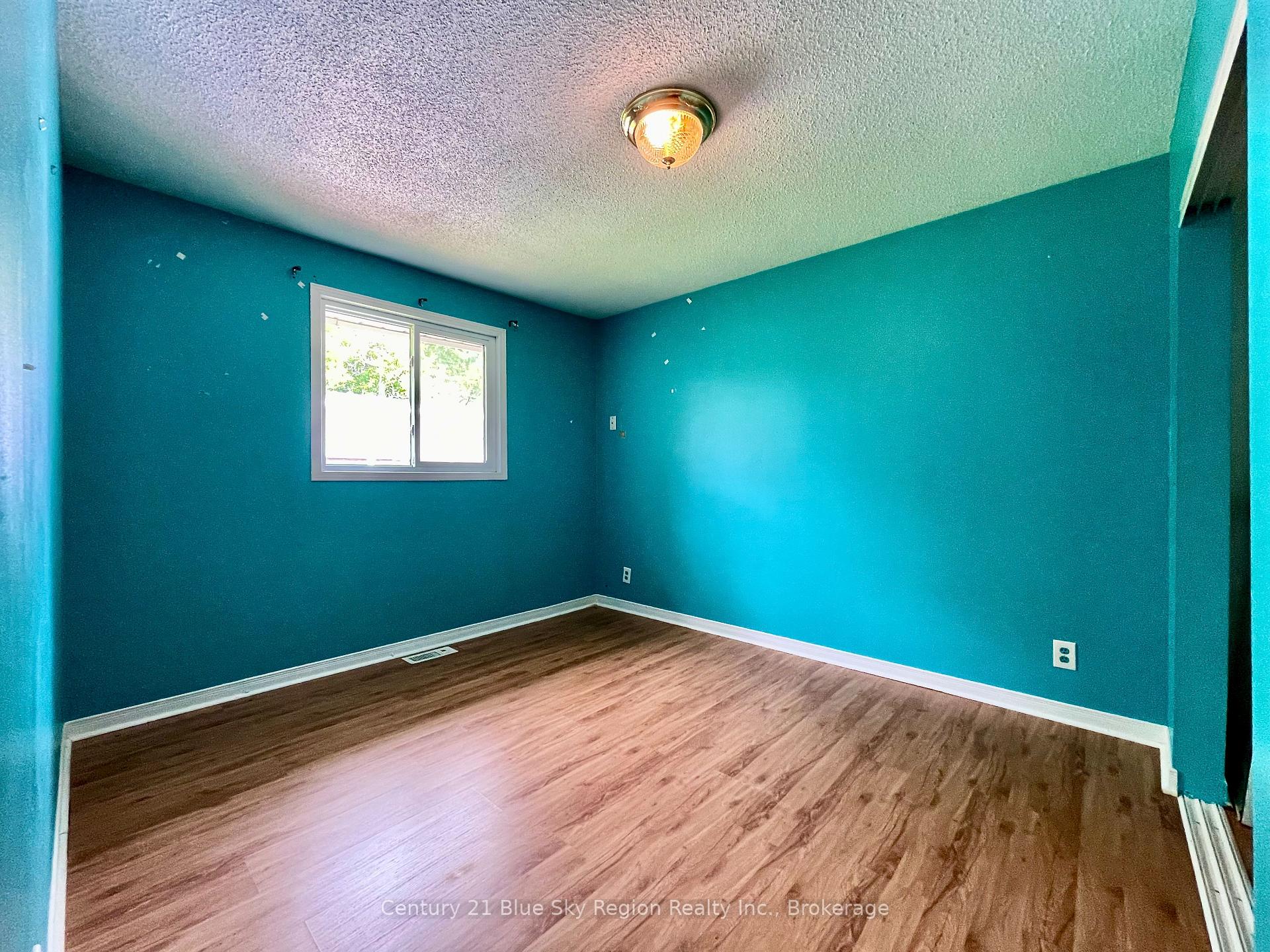 Photo 17 of 233 Salter Street, West Nipissing, Sturgeon Falls — HOMEH