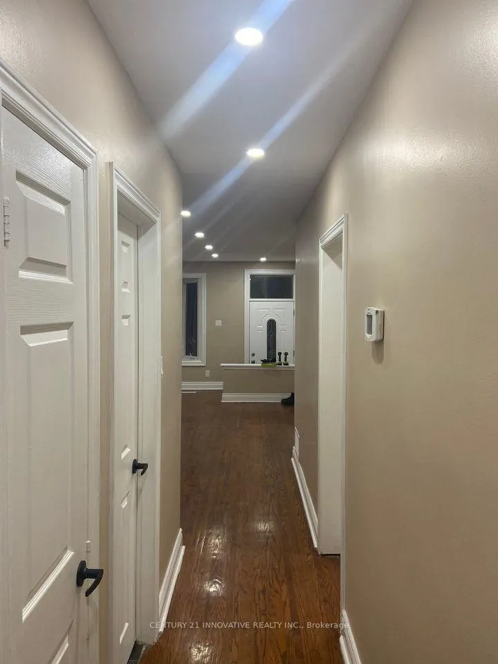 Photo 11 of 330 Rosedale Drive, Whitby, Downtown Whitby — HOMEH