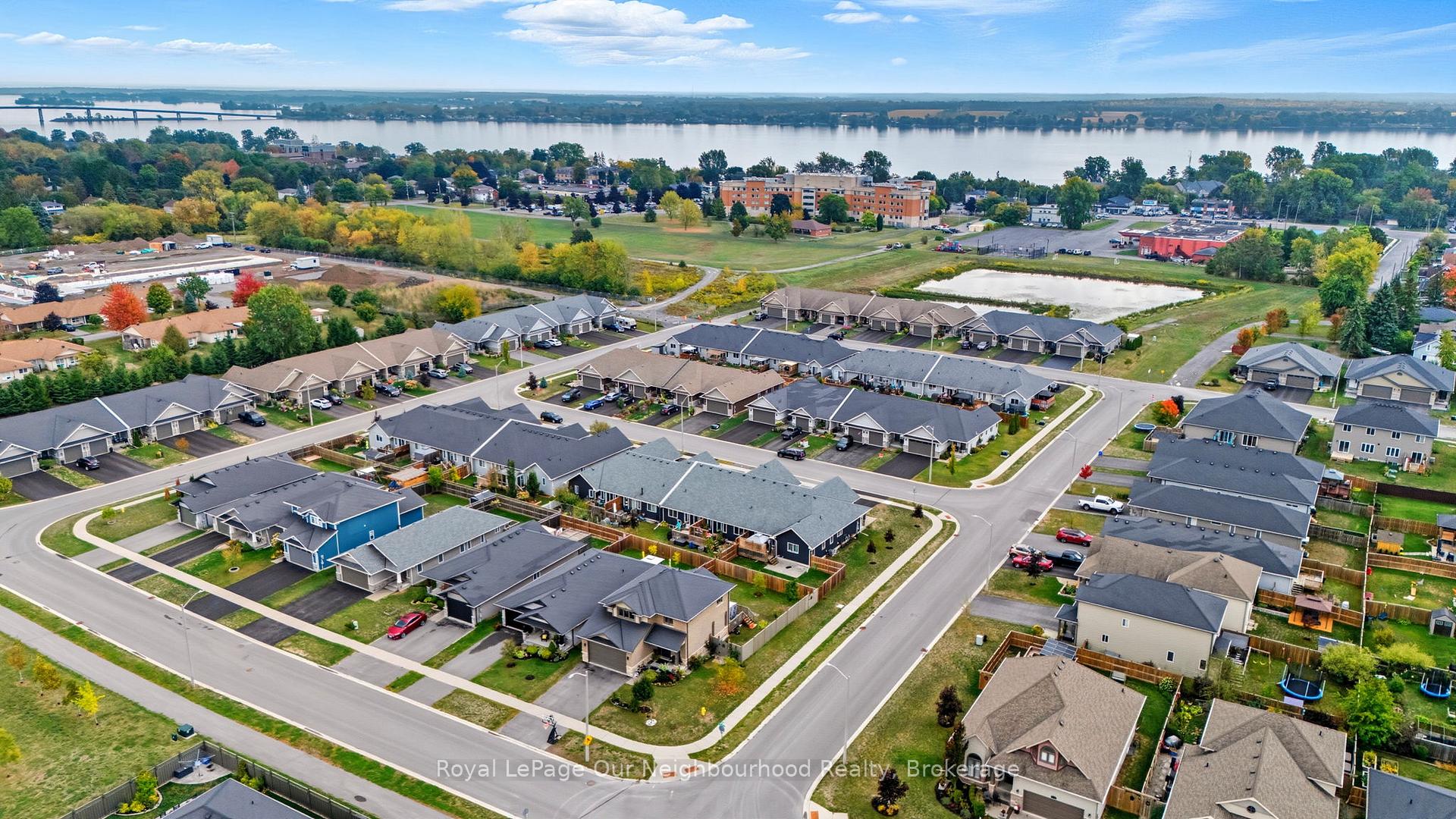 Photo 33 of 6 Mavis Way, Belleville, Belleville Ward — HOMEH