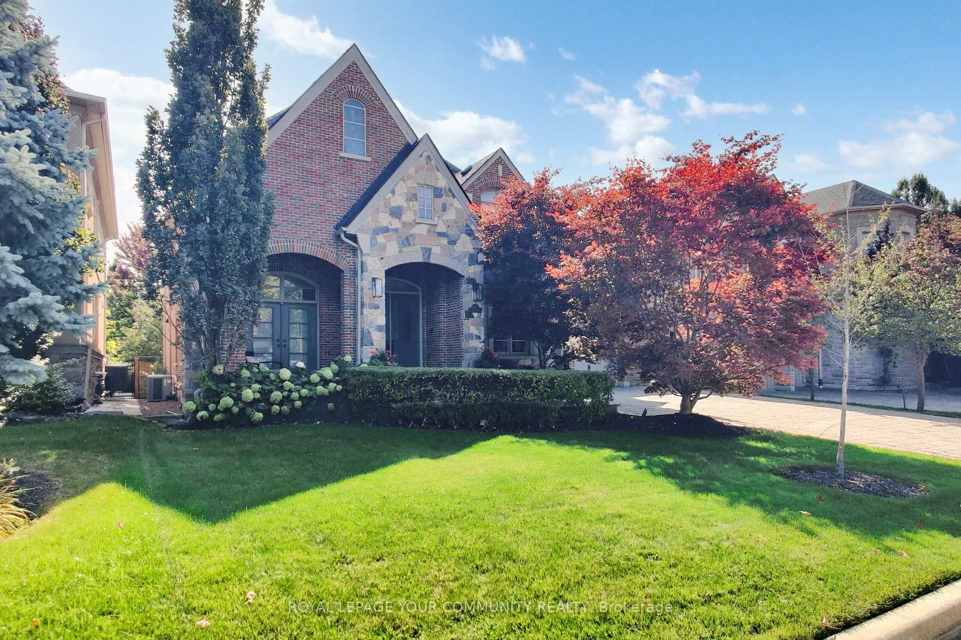 Photo 2 of 166 Grandvista Crescent, Vaughan, Vellore Village — HOMEH