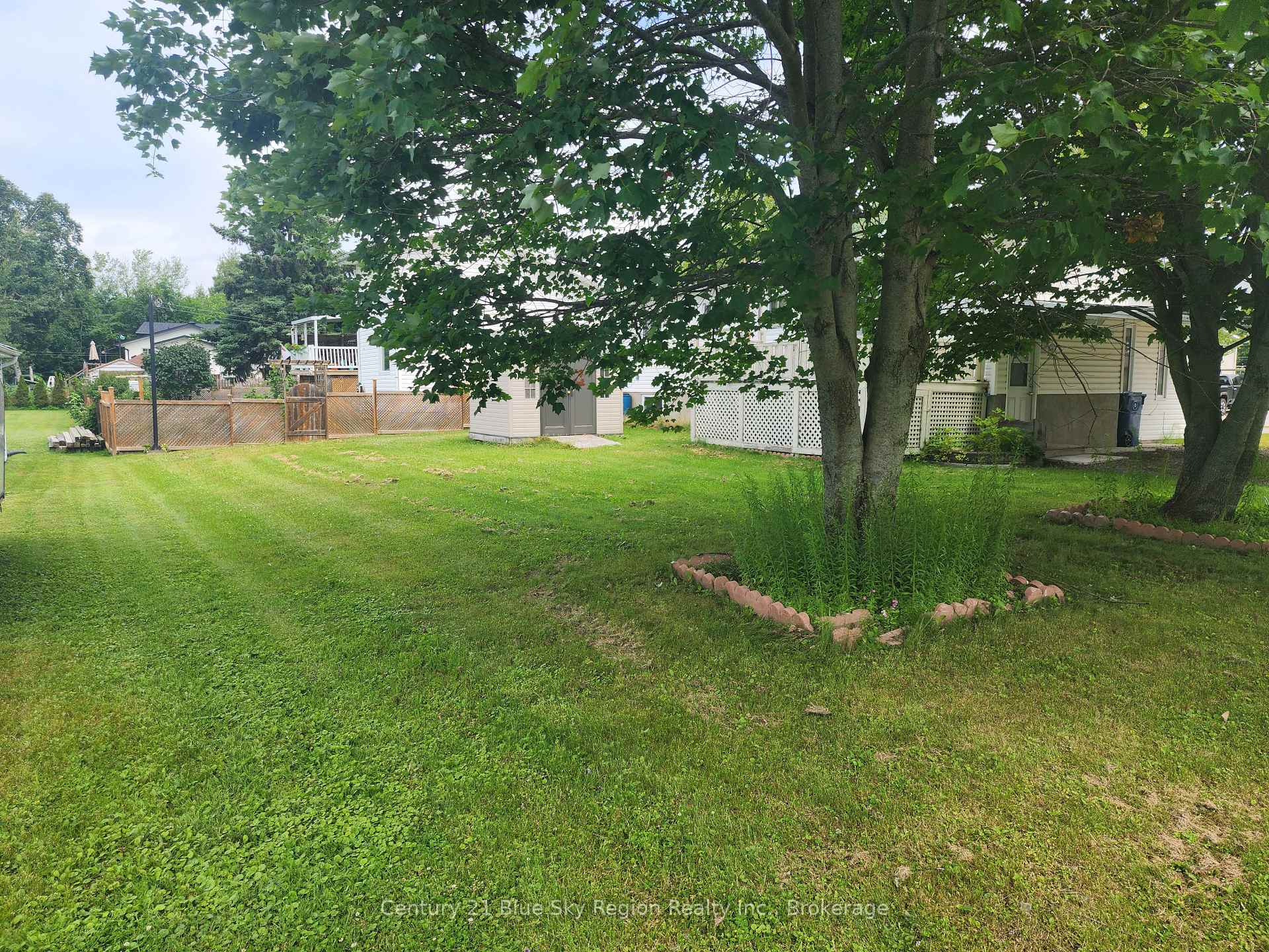 Photo 18 of 385 Ouellette Crescent S, West Nipissing, Sturgeon Falls — HOMEH