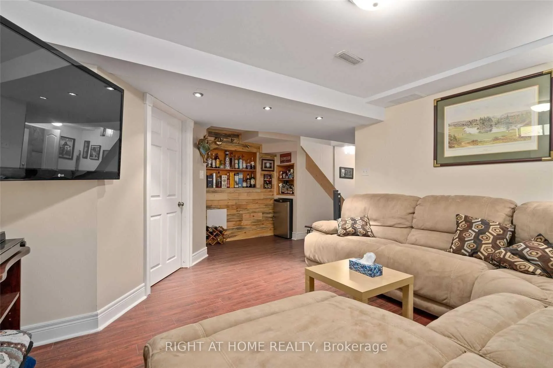 Photo 21 of 91 Brucker Road, Barrie, Holly — HOMEH