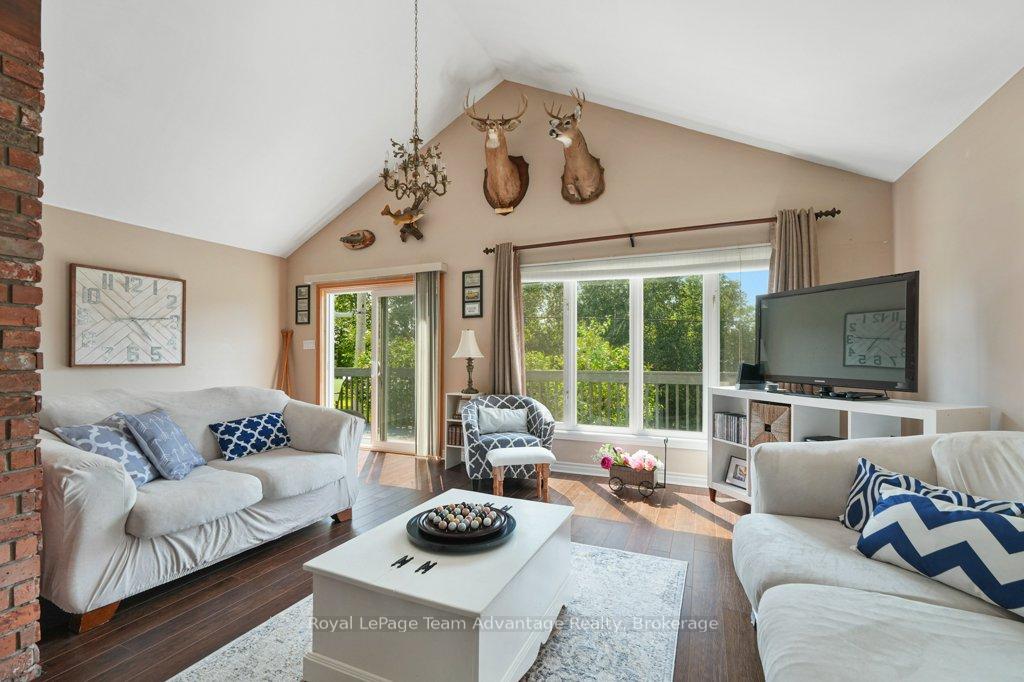 Photo 9 of 11A Bears Paw, Whitestone, Hagerman — HOMEH