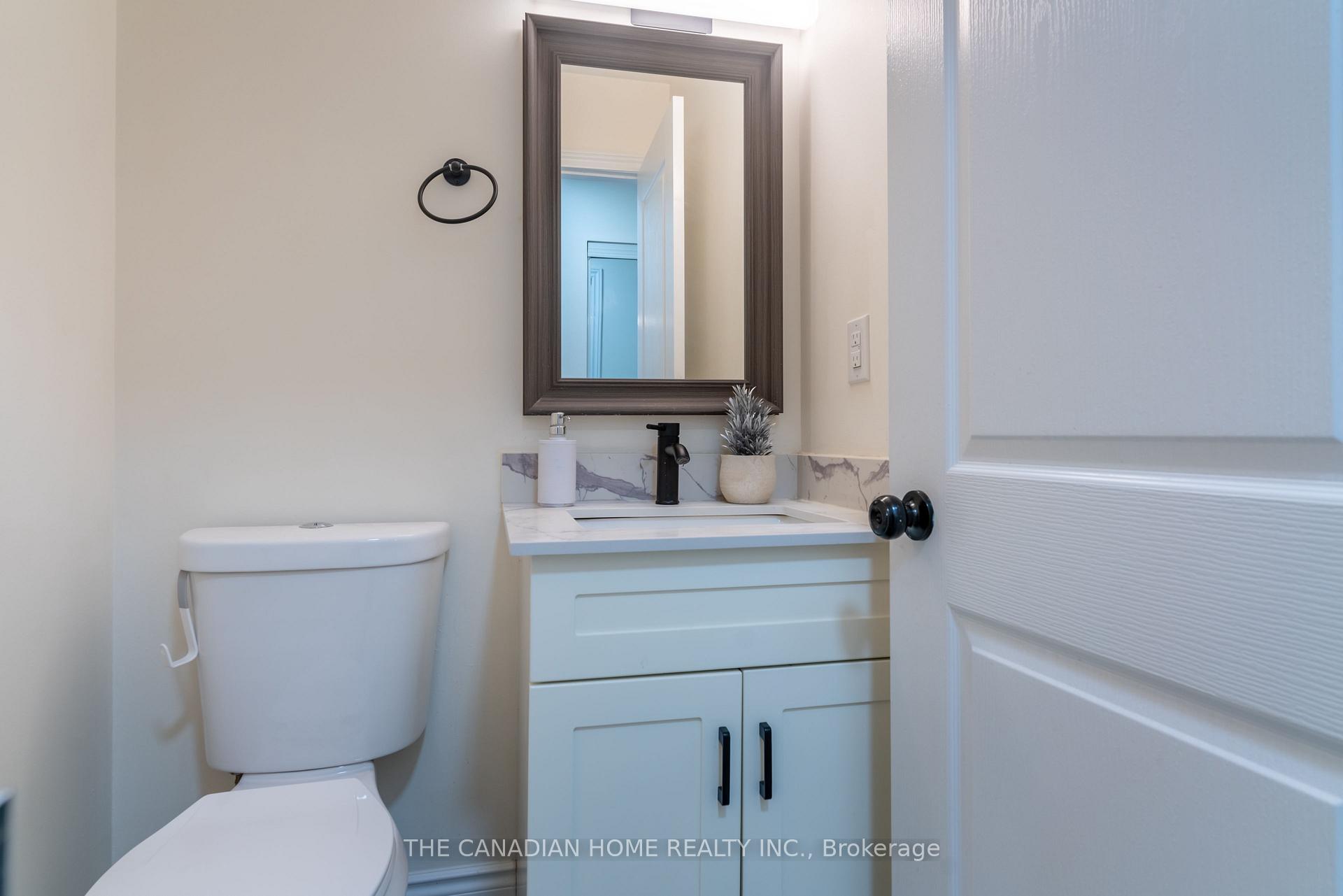 Photo 13 of 511B BARWICK Crescent E, Waterloo — HOMEH