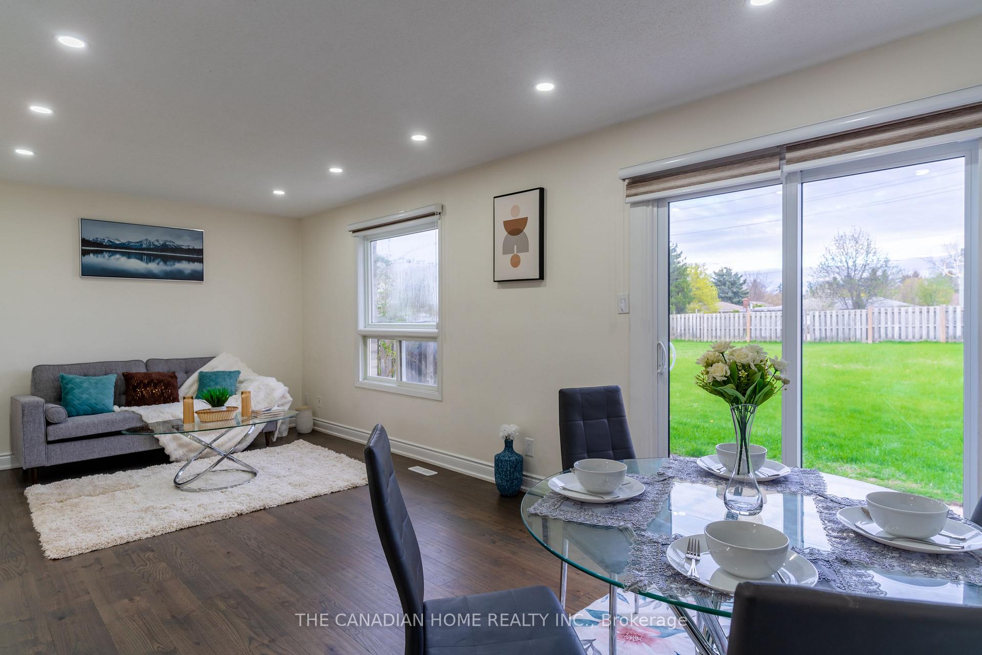 Photo 14 of 511B BARWICK Crescent E, Waterloo — HOMEH
