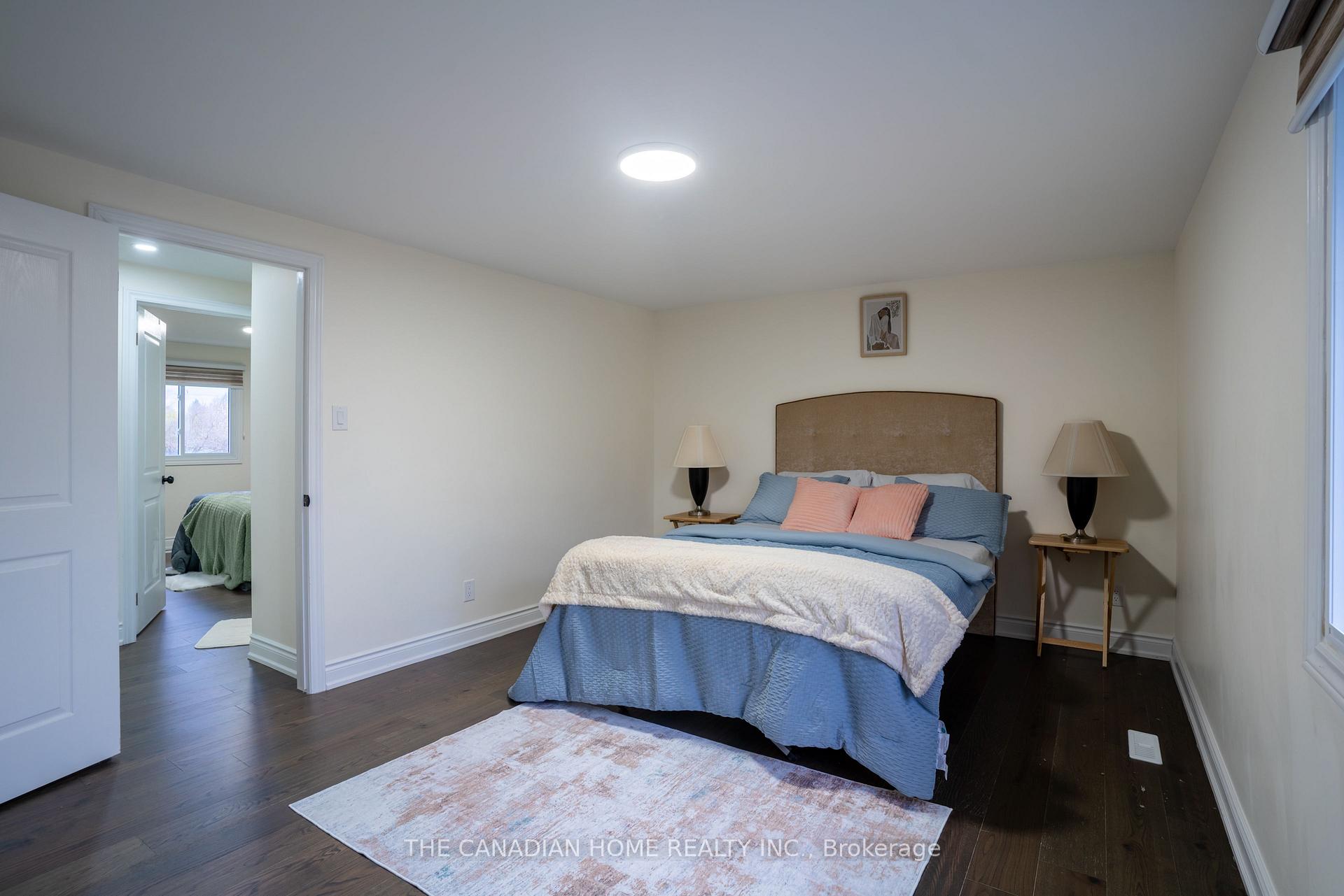 Photo 19 of 511B BARWICK Crescent E, Waterloo — HOMEH