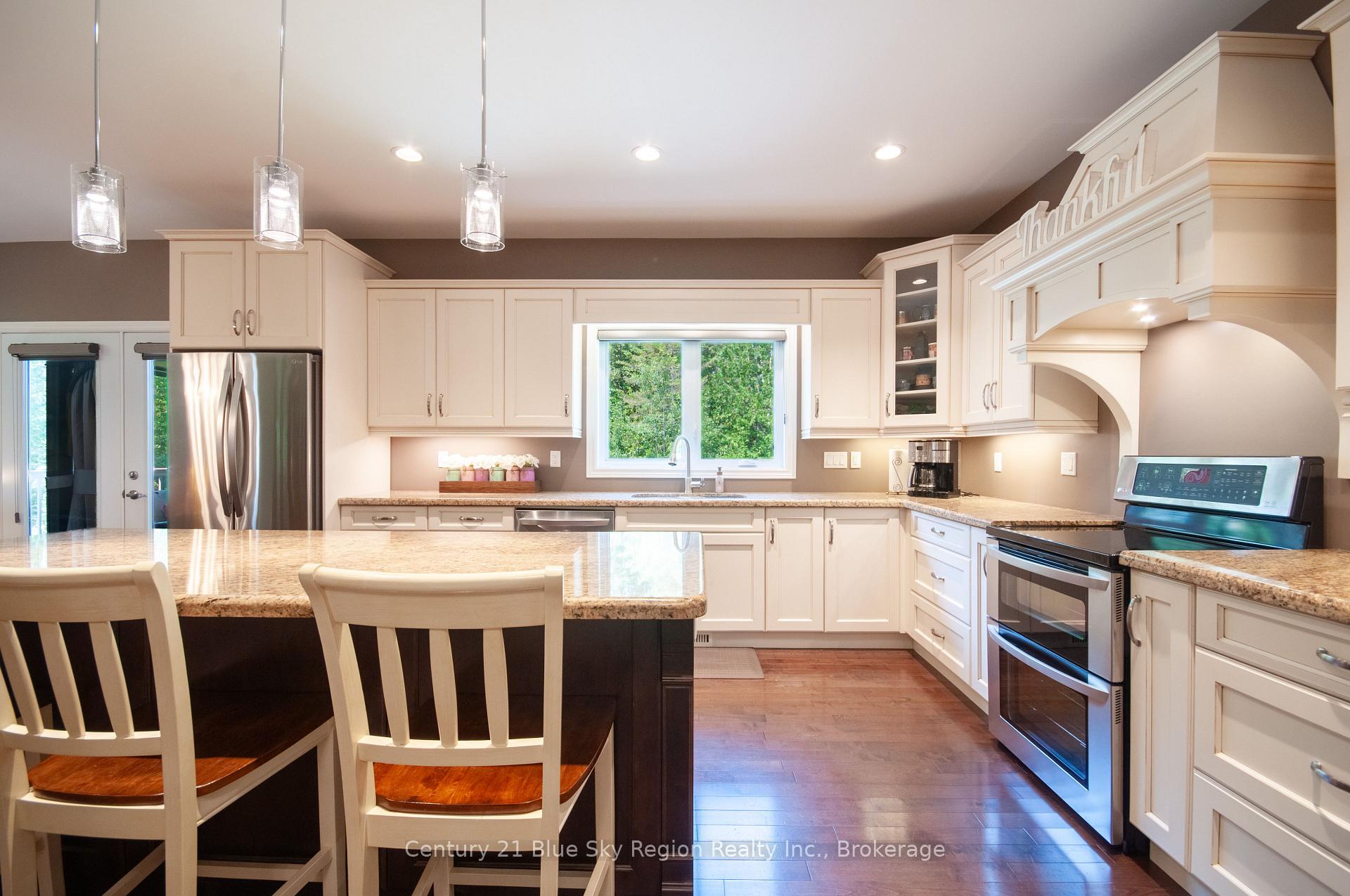 Photo 9 of 805 Evansville Drive, West Nipissing, Sturgeon Falls — HOMEH