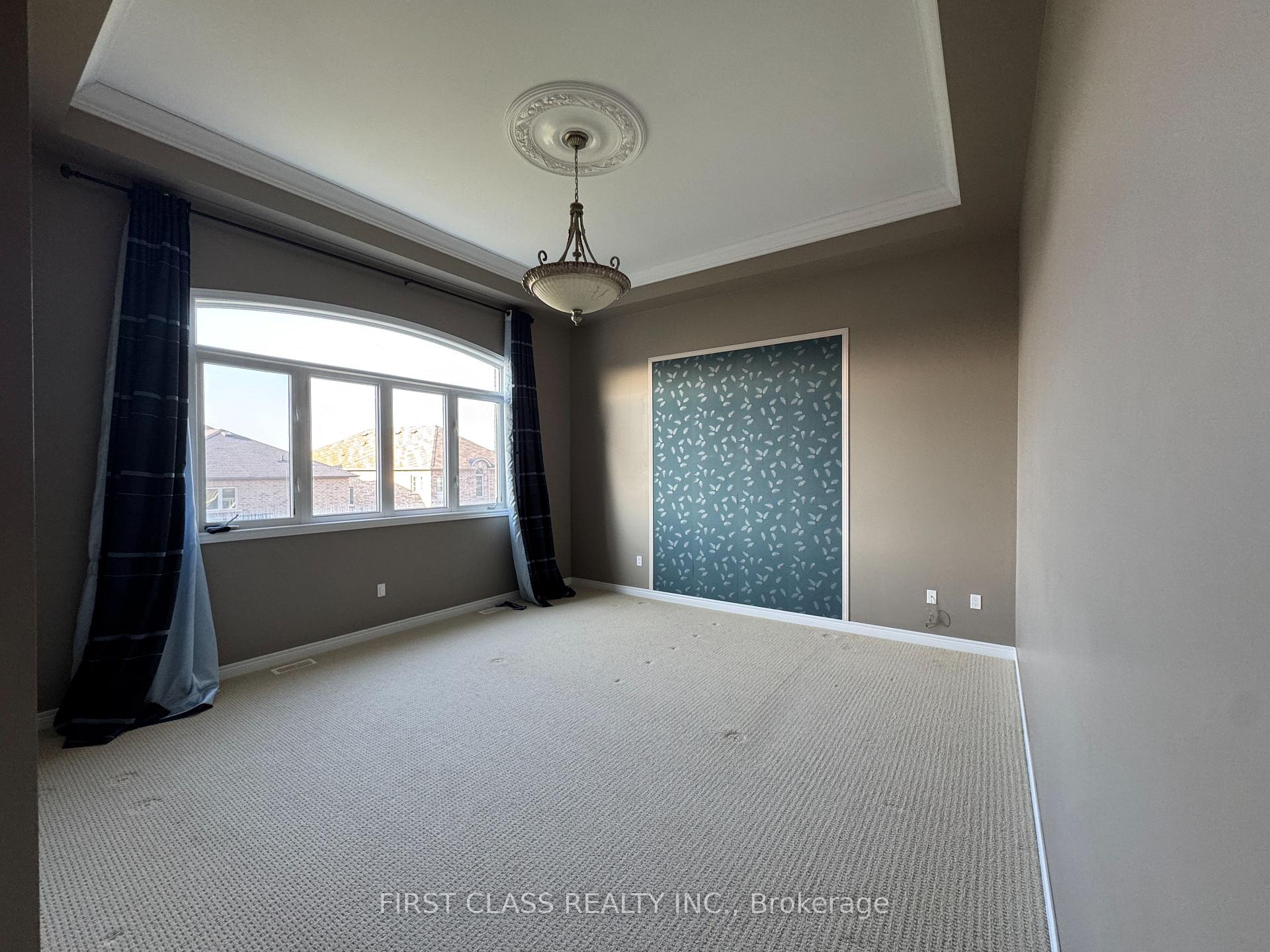 Photo 8 of 97 Jazz Drive, Vaughan, Patterson — HOMEH