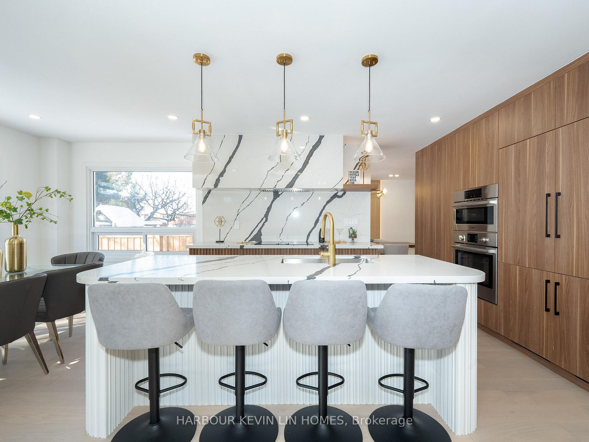 Photo 19 of 617 Chancellor Drive, Vaughan, East Woodbridge — HOMEH