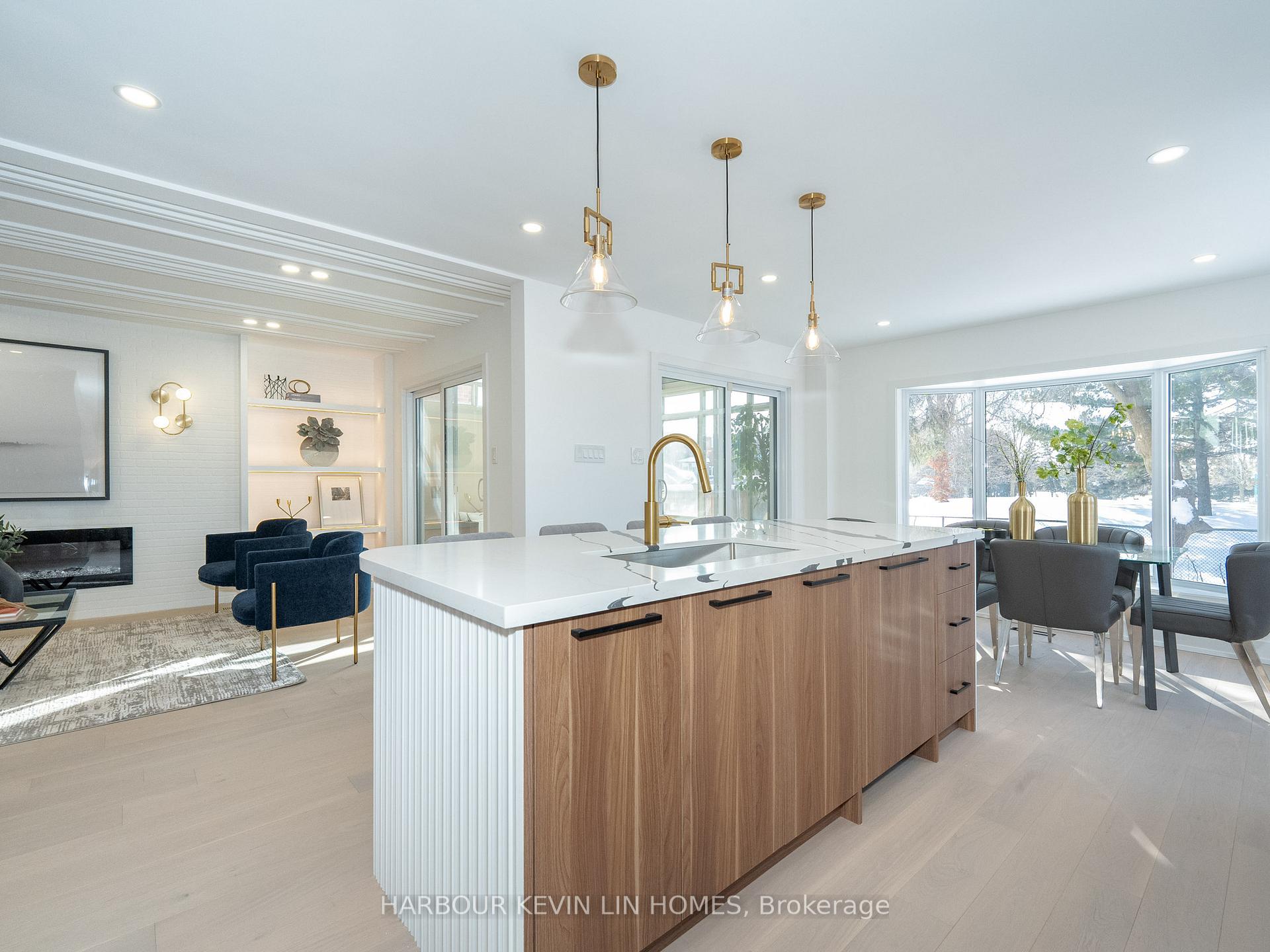 Photo 21 of 617 Chancellor Drive, Vaughan, East Woodbridge — HOMEH