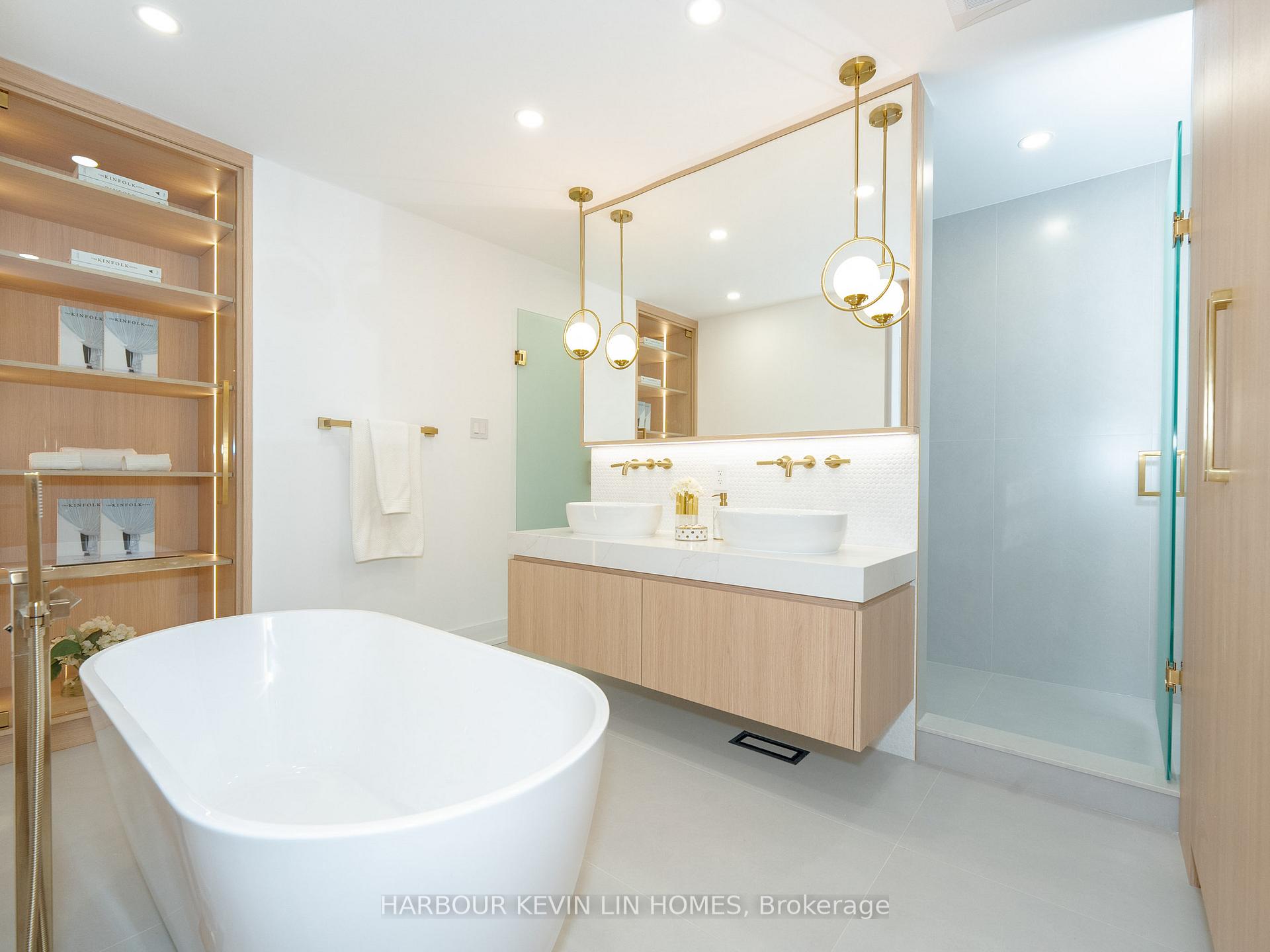 Photo 29 of 617 Chancellor Drive, Vaughan, East Woodbridge — HOMEH