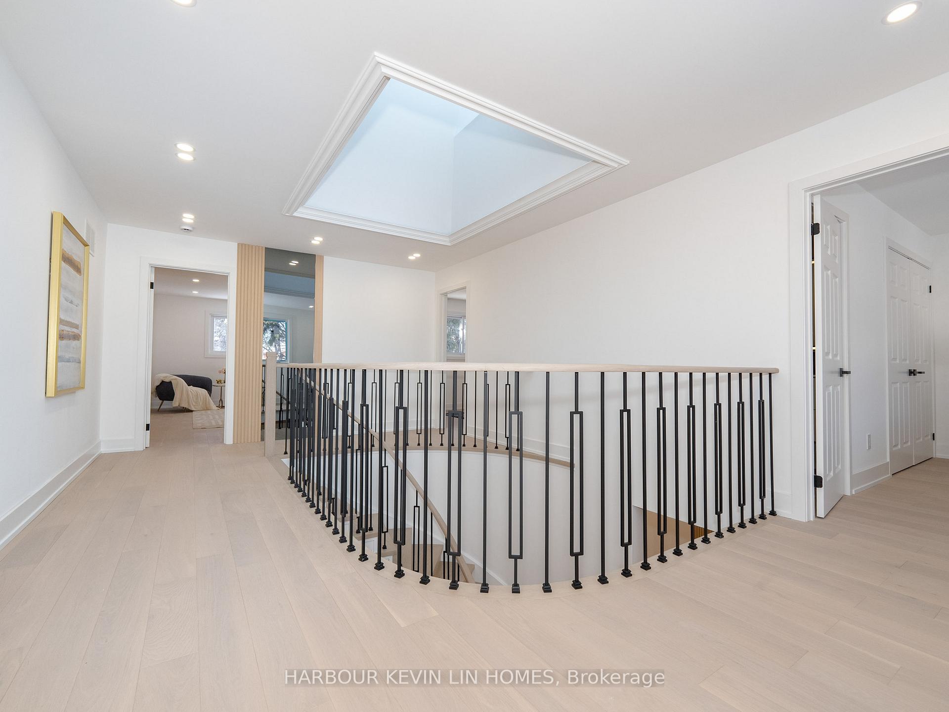 Photo 32 of 617 Chancellor Drive, Vaughan, East Woodbridge — HOMEH