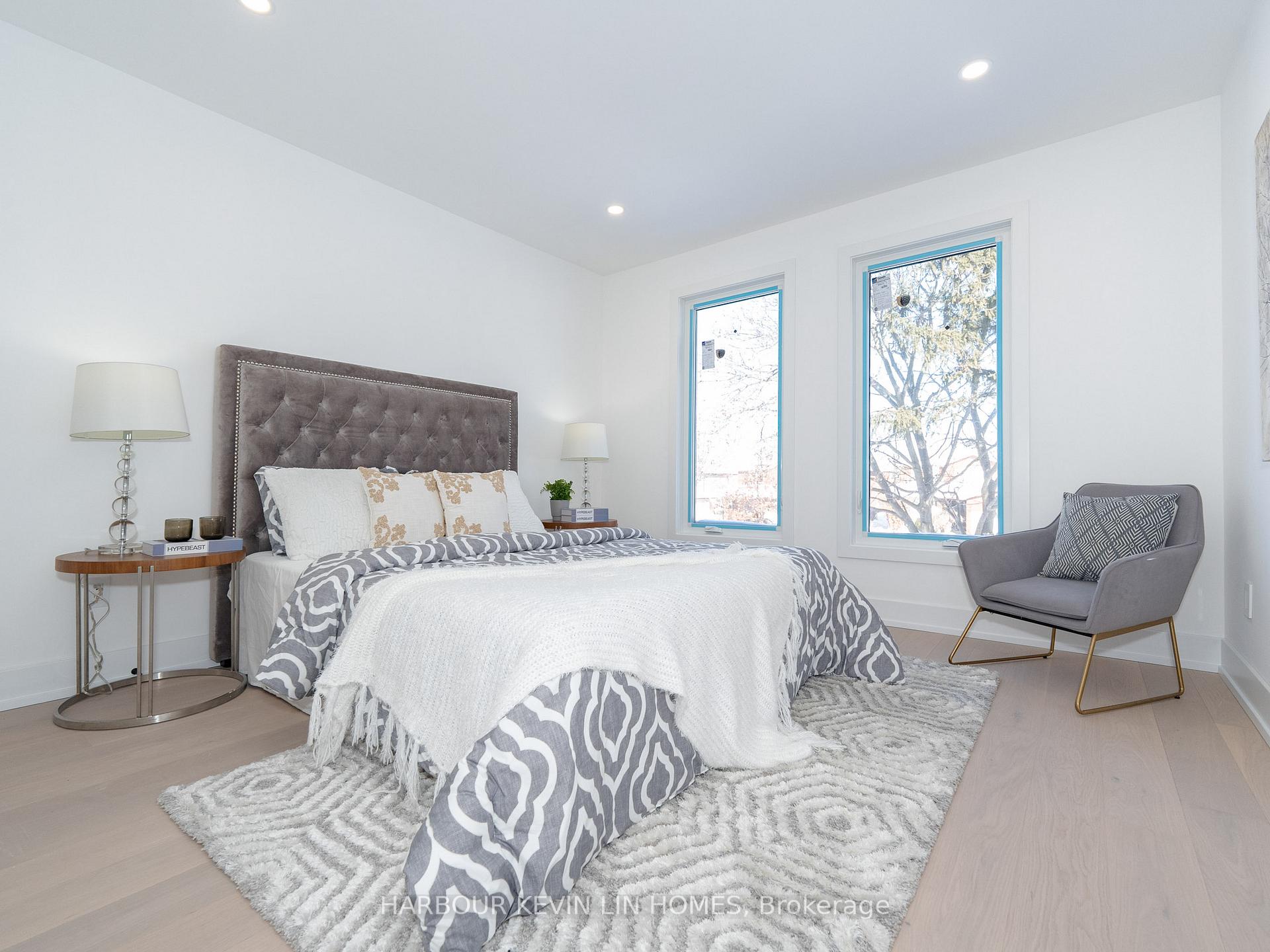 Photo 35 of 617 Chancellor Drive, Vaughan, East Woodbridge — HOMEH