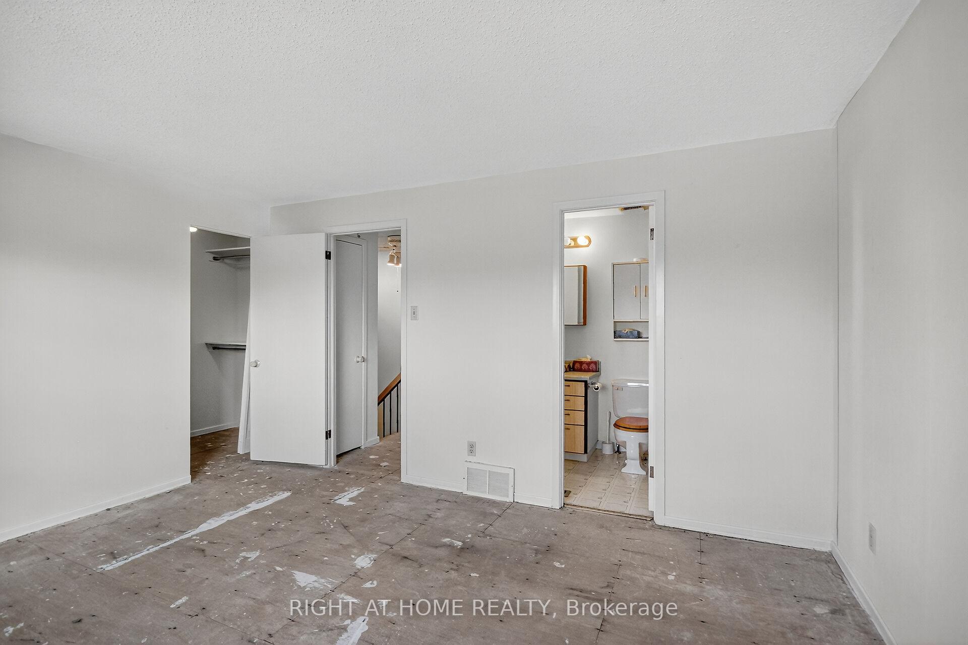 Photo 13 of 90 Sherway Drive, Ottawa, Barrhaven - Pheasant Run — HOMEH