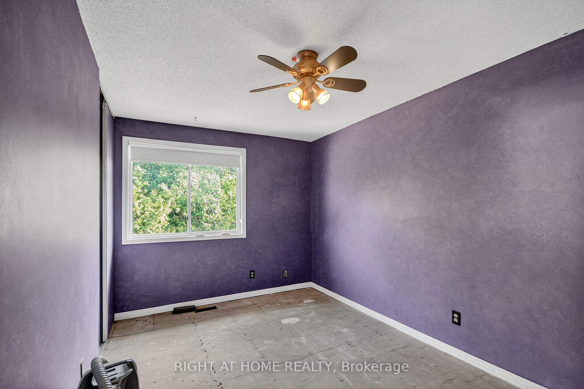 Photo 19 of 90 Sherway Drive, Ottawa, Barrhaven - Pheasant Run — HOMEH