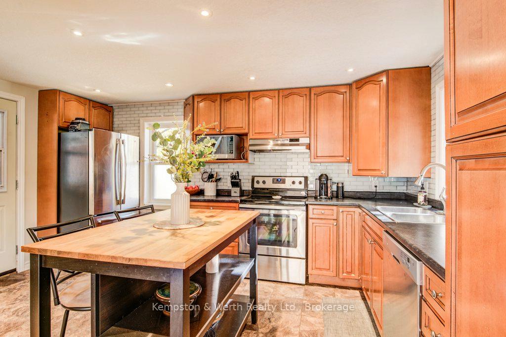 Photo 11 of 53 Maddison Street E, West Perth, Monkton — HOMEH