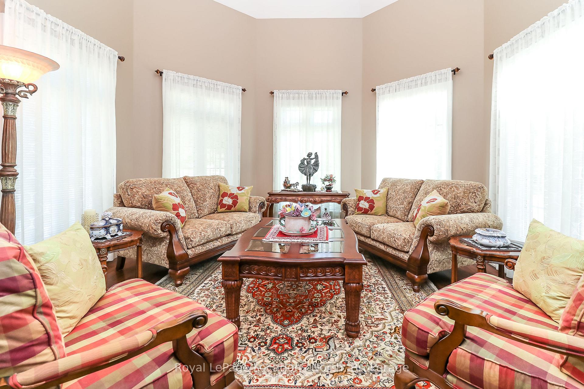 Photo 26 of 15 Downer Crescent, Wasaga Beach — HOMEH