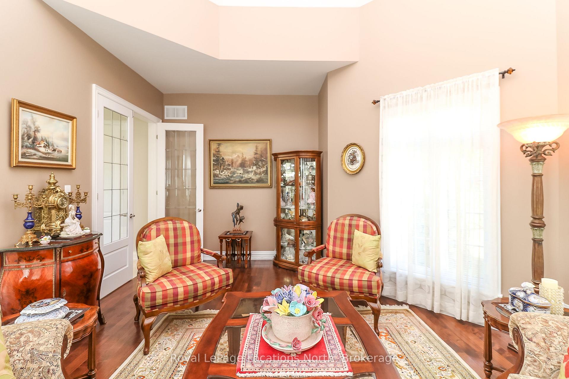 Photo 27 of 15 Downer Crescent, Wasaga Beach — HOMEH