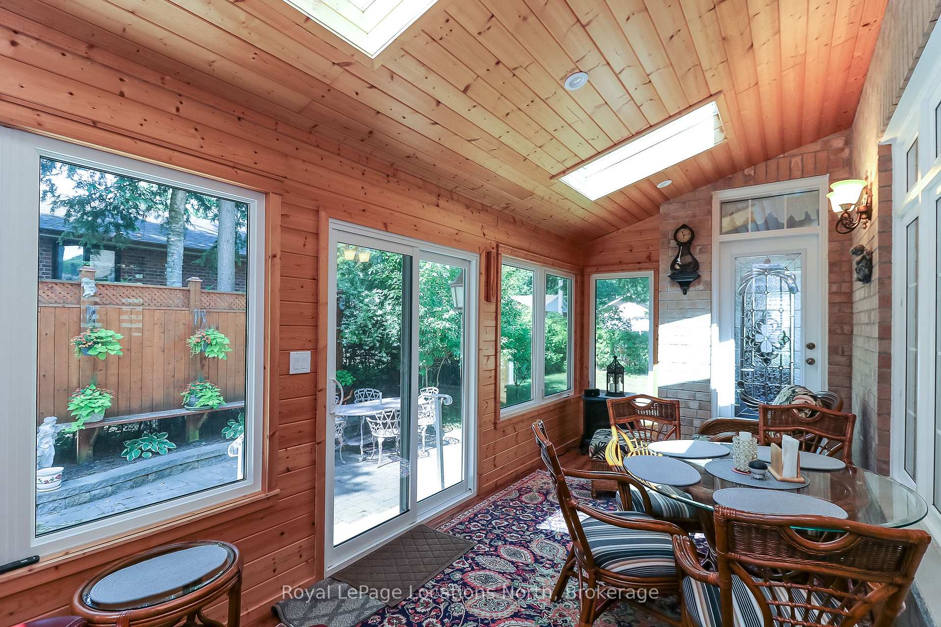 Photo 30 of 15 Downer Crescent, Wasaga Beach — HOMEH