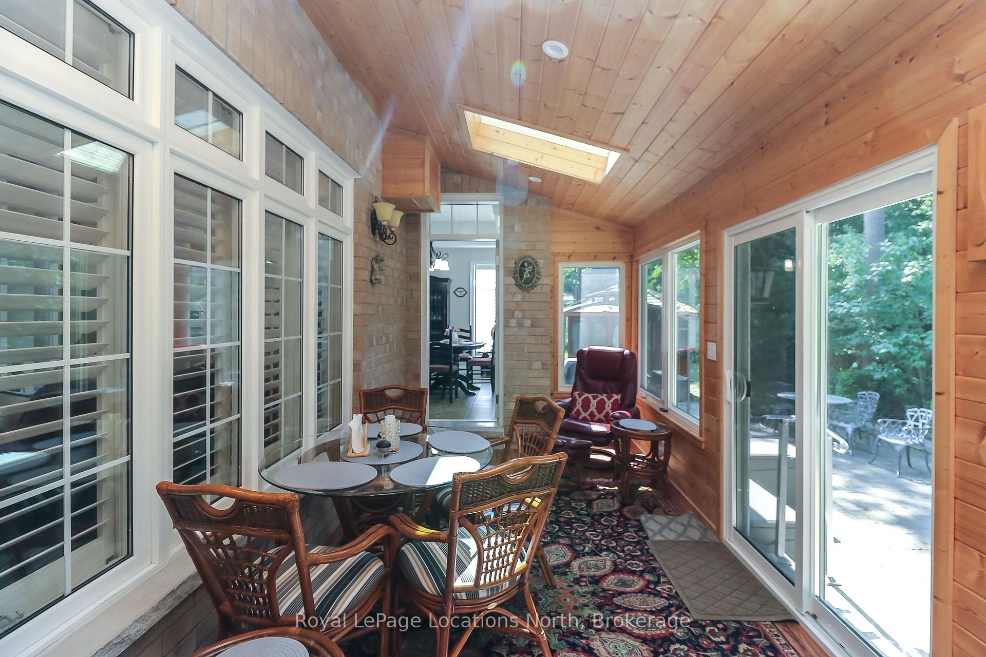 Photo 31 of 15 Downer Crescent, Wasaga Beach — HOMEH