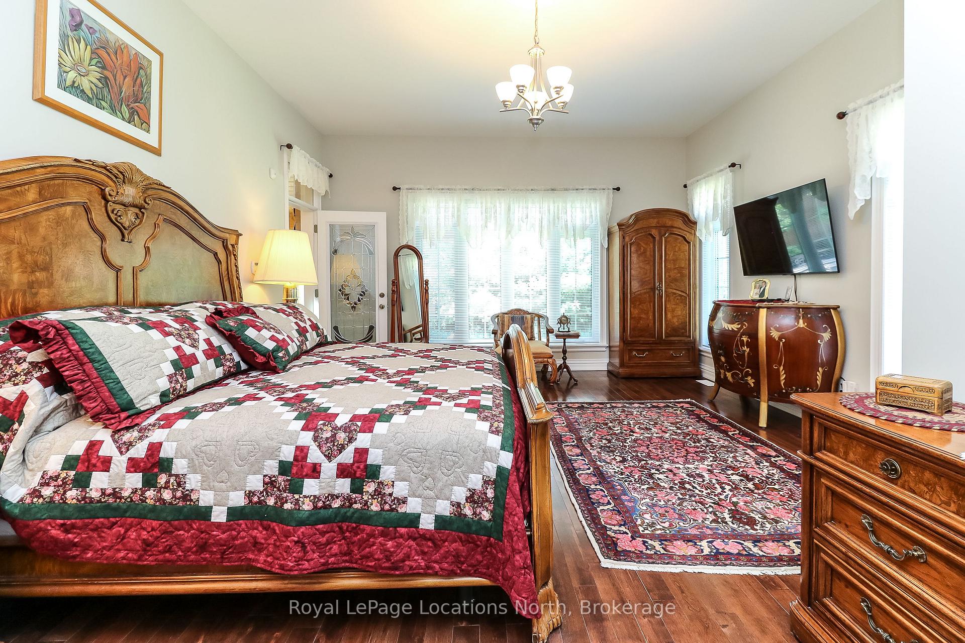 Photo 33 of 15 Downer Crescent, Wasaga Beach — HOMEH