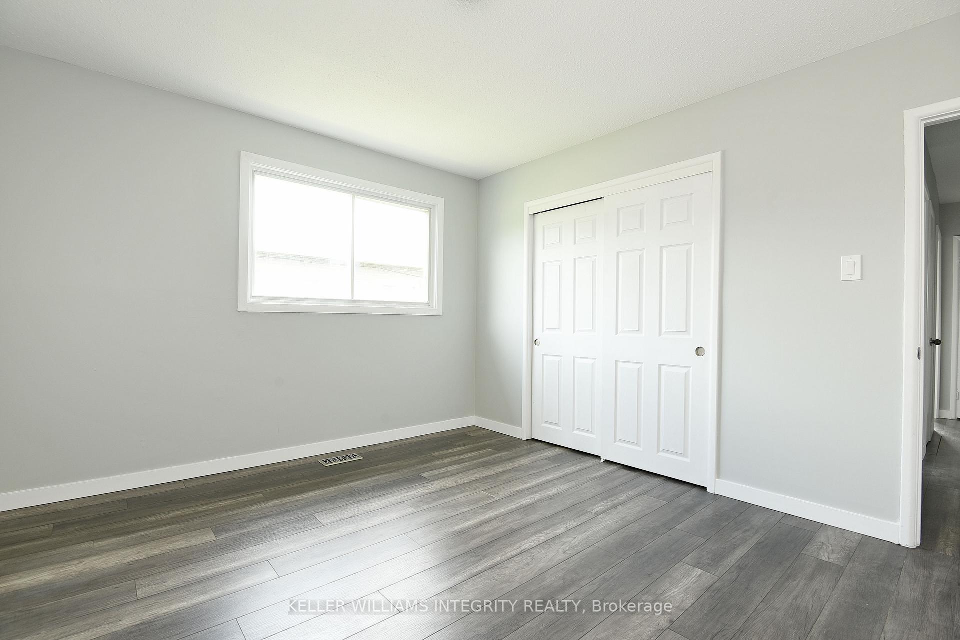 Photo 11 of 384 Tremblay Road, Ottawa, Eastway Gardens/Industrial Park — HOMEH