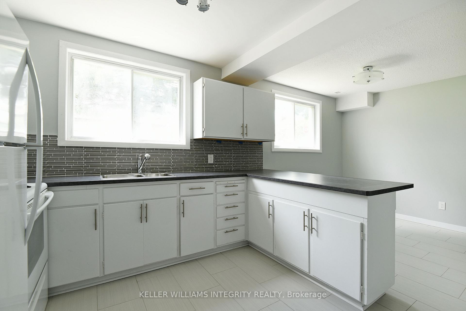 Photo 16 of 384 Tremblay Road, Ottawa, Eastway Gardens/Industrial Park — HOMEH