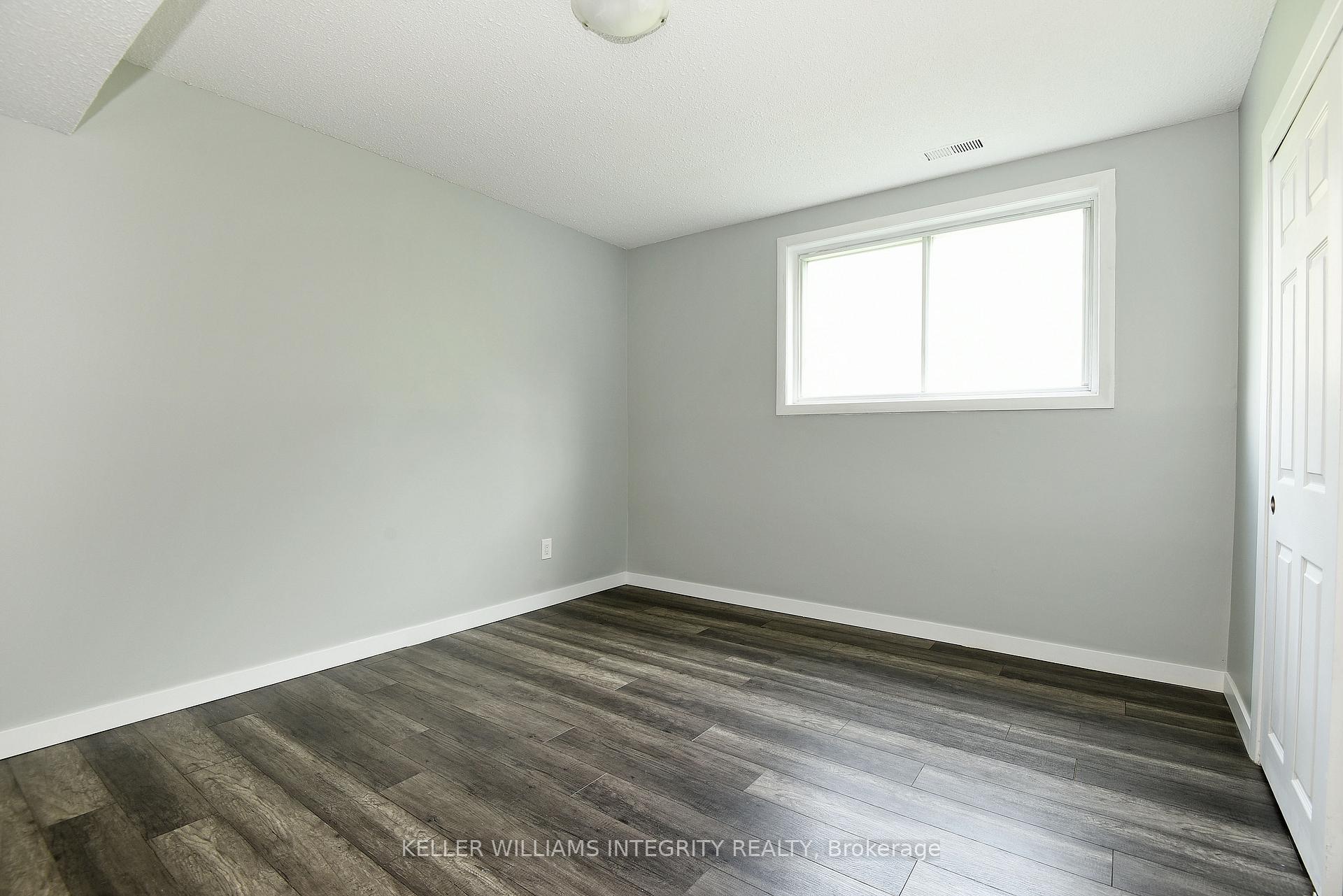 Photo 17 of 384 Tremblay Road, Ottawa, Eastway Gardens/Industrial Park — HOMEH