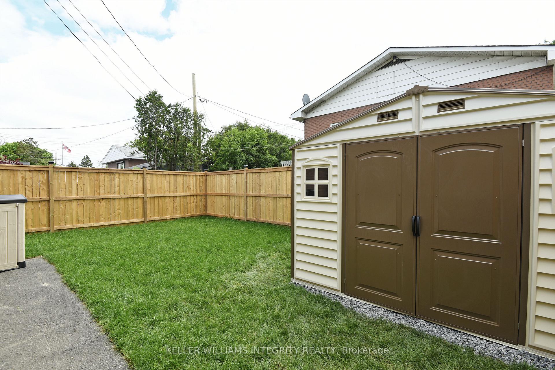 Photo 20 of 384 Tremblay Road, Ottawa, Eastway Gardens/Industrial Park — HOMEH