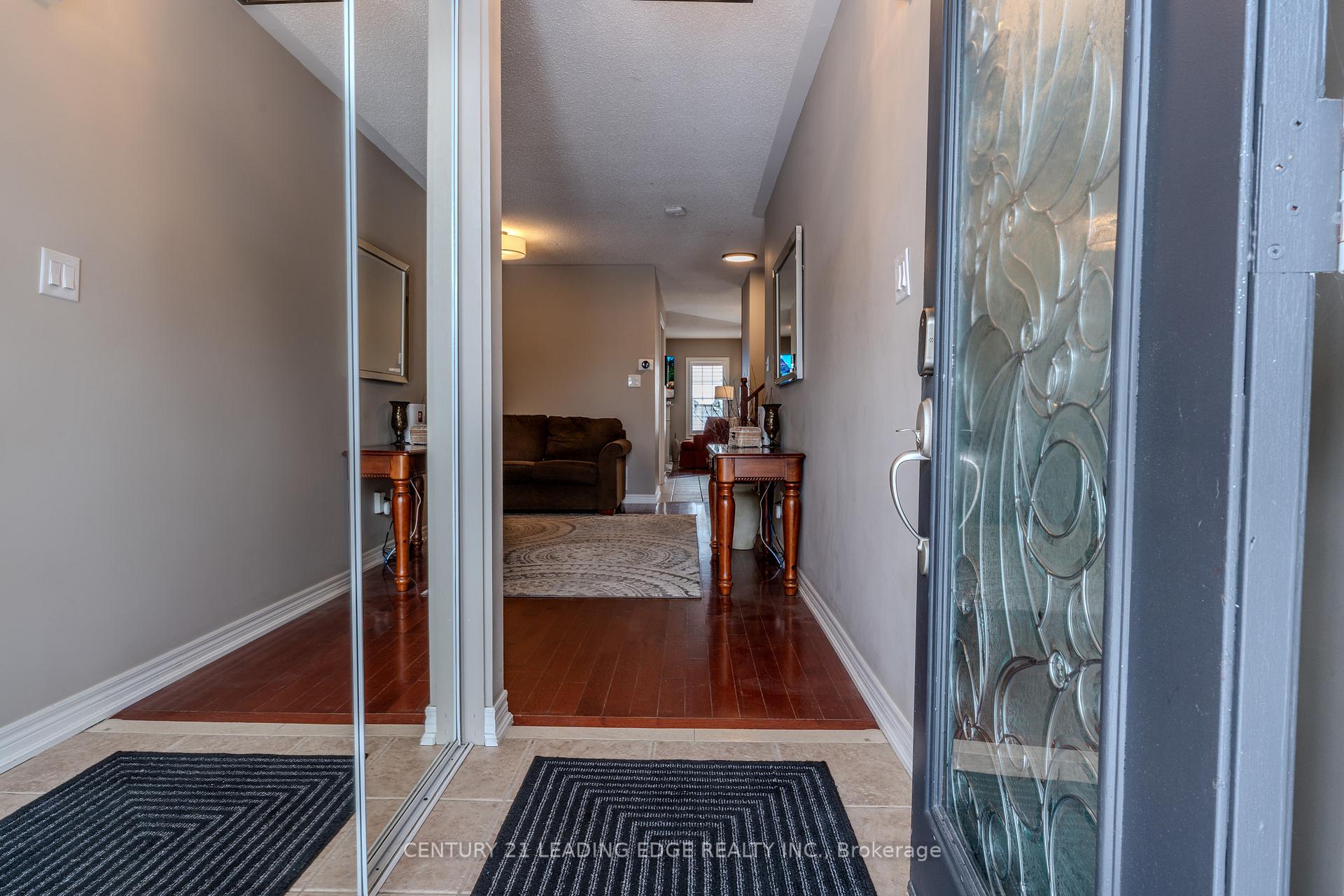 Photo 2 of 23 Northgrove Crescent, Whitby, Brooklin — HOMEH