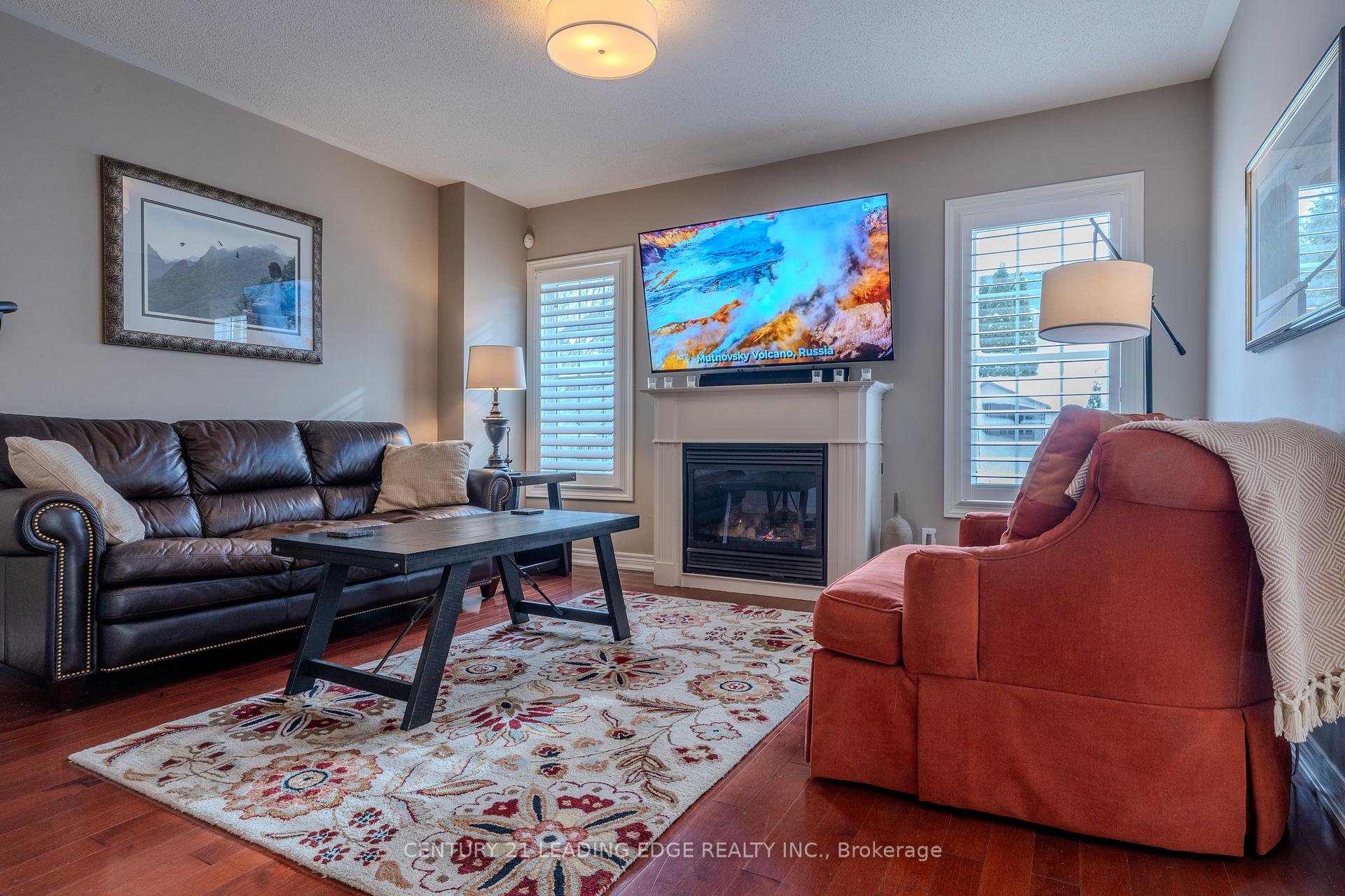 Photo 14 of 23 Northgrove Crescent, Whitby, Brooklin — HOMEH