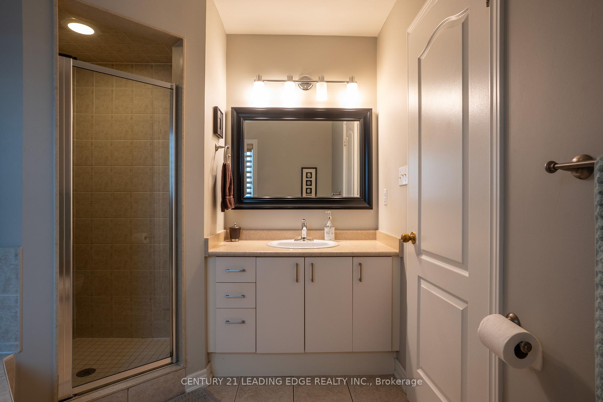 Photo 30 of 23 Northgrove Crescent, Whitby, Brooklin — HOMEH