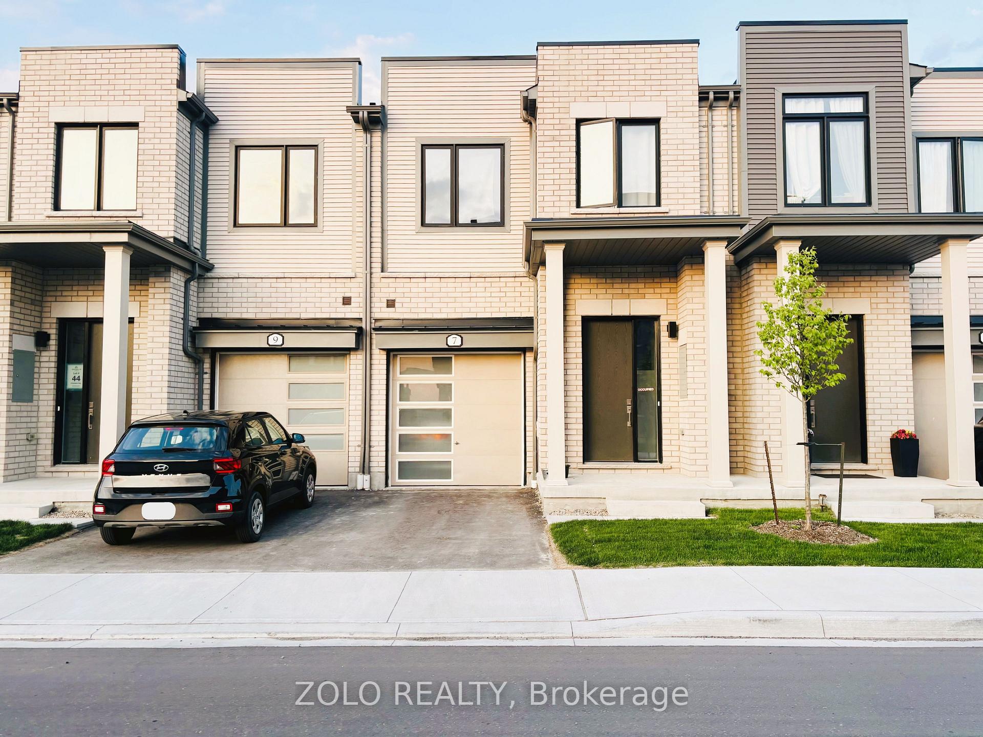 Photo 1 of 7 Sorbara Way, Whitby, Brooklin — HOMEH