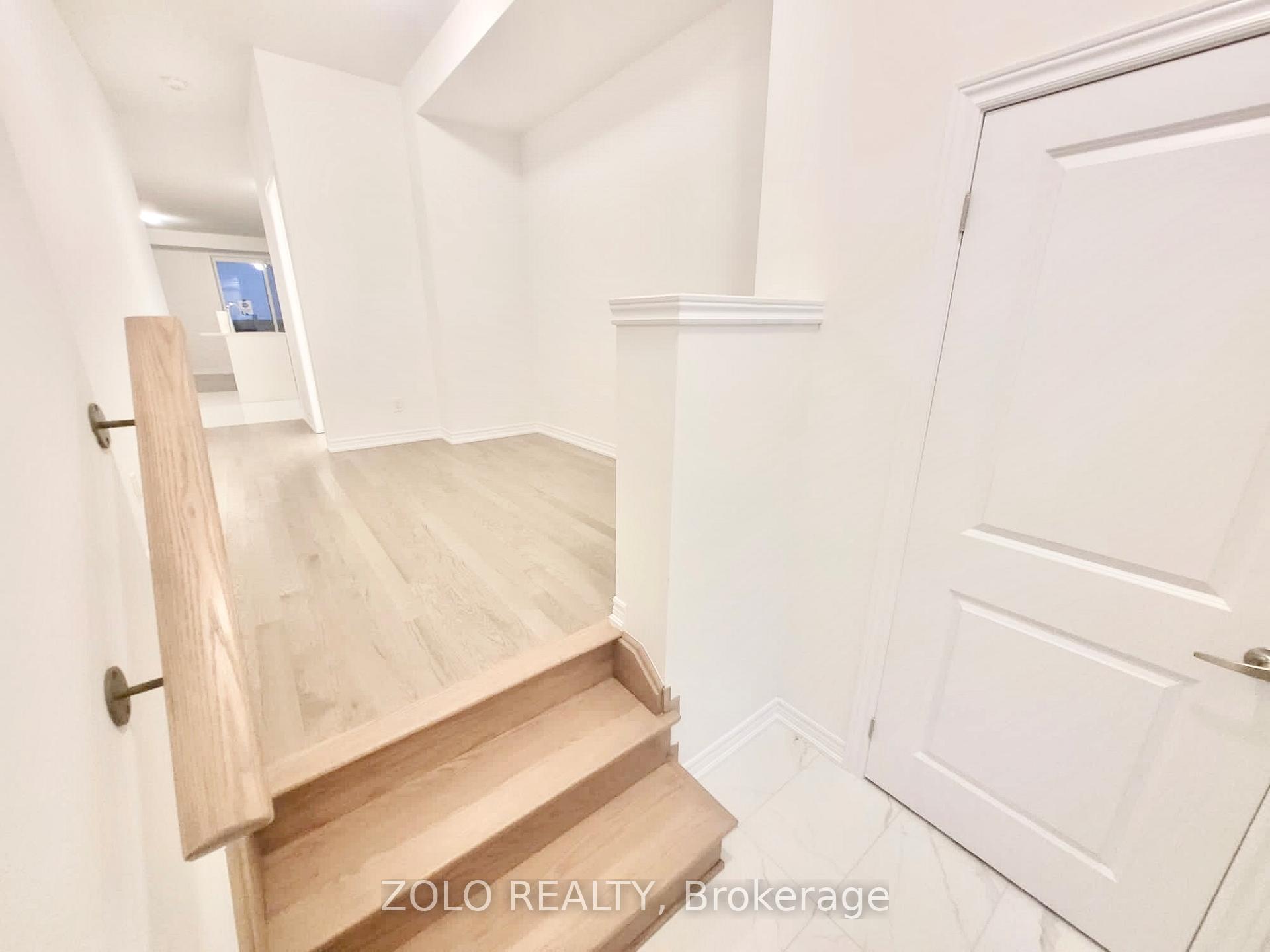 Photo 5 of 7 Sorbara Way, Whitby, Brooklin — HOMEH