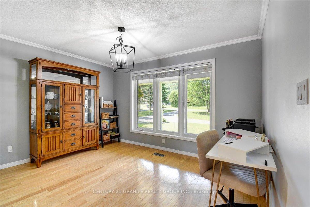 Photo 11 of 39 Golfview Drive, Bancroft, Bancroft Ward — HOMEH