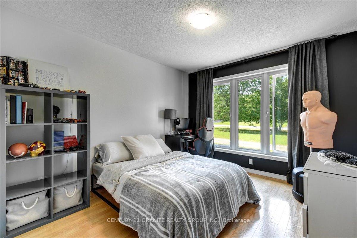 Photo 15 of 39 Golfview Drive, Bancroft, Bancroft Ward — HOMEH