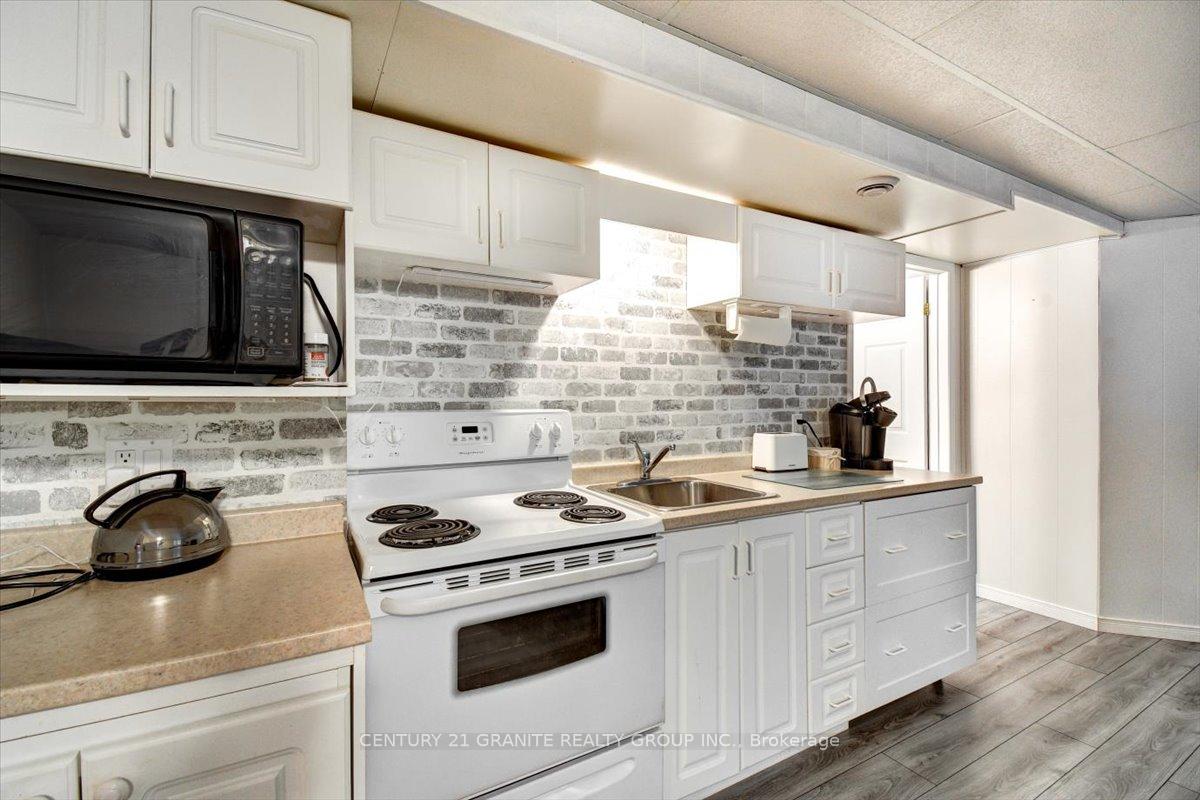 Photo 35 of 39 Golfview Drive, Bancroft, Bancroft Ward — HOMEH