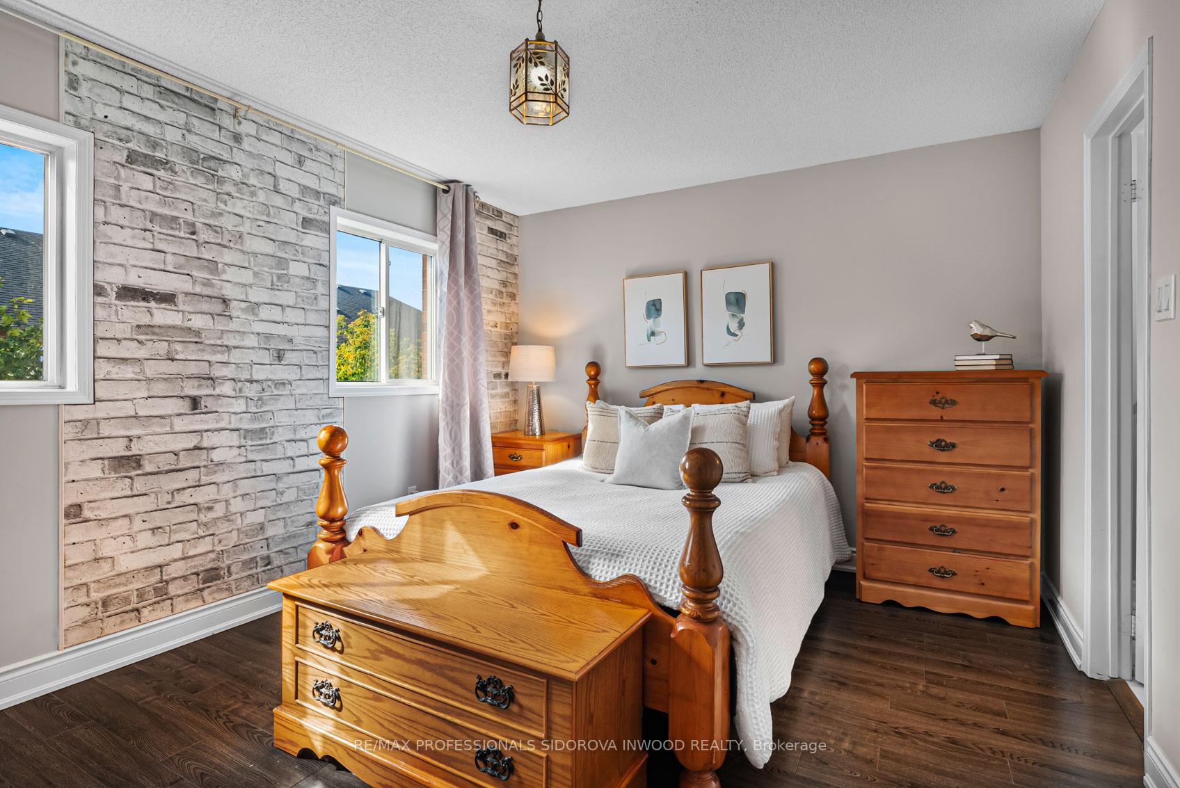 Photo 15 of 106 Lucena Crescent, Vaughan, Maple — HOMEH
