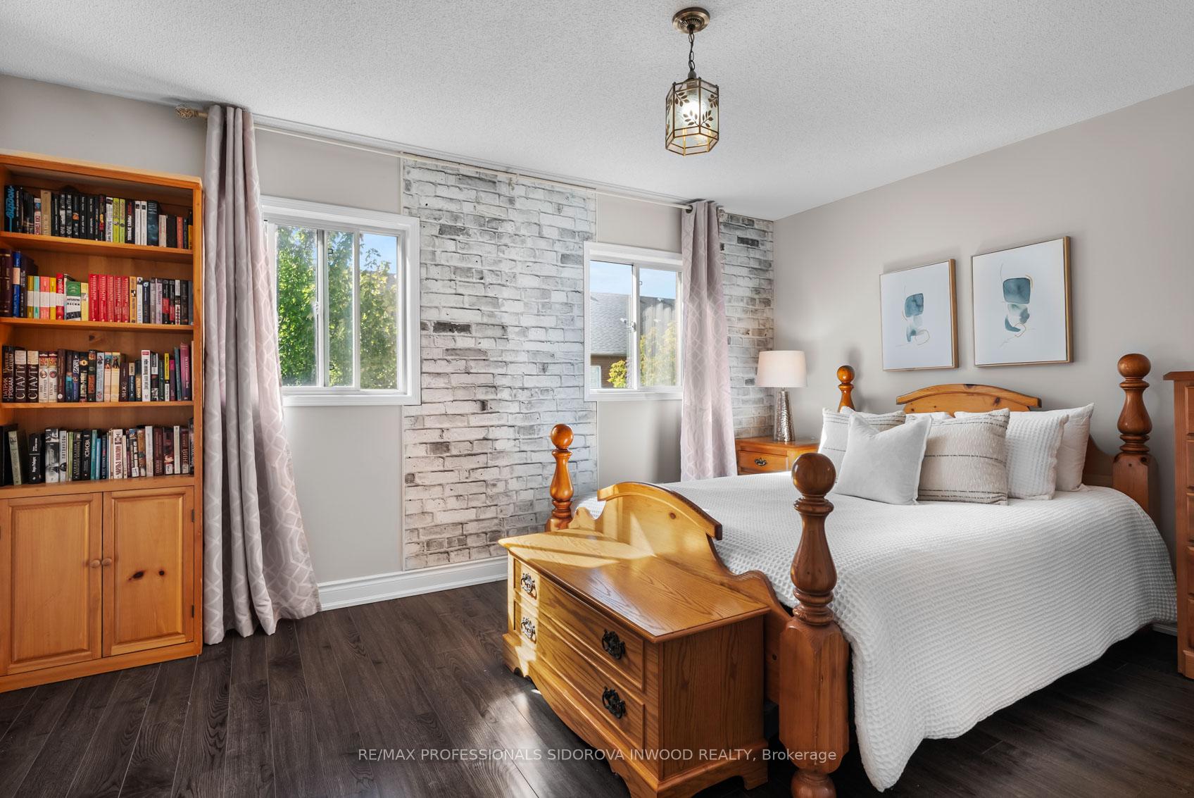 Photo 16 of 106 Lucena Crescent, Vaughan, Maple — HOMEH