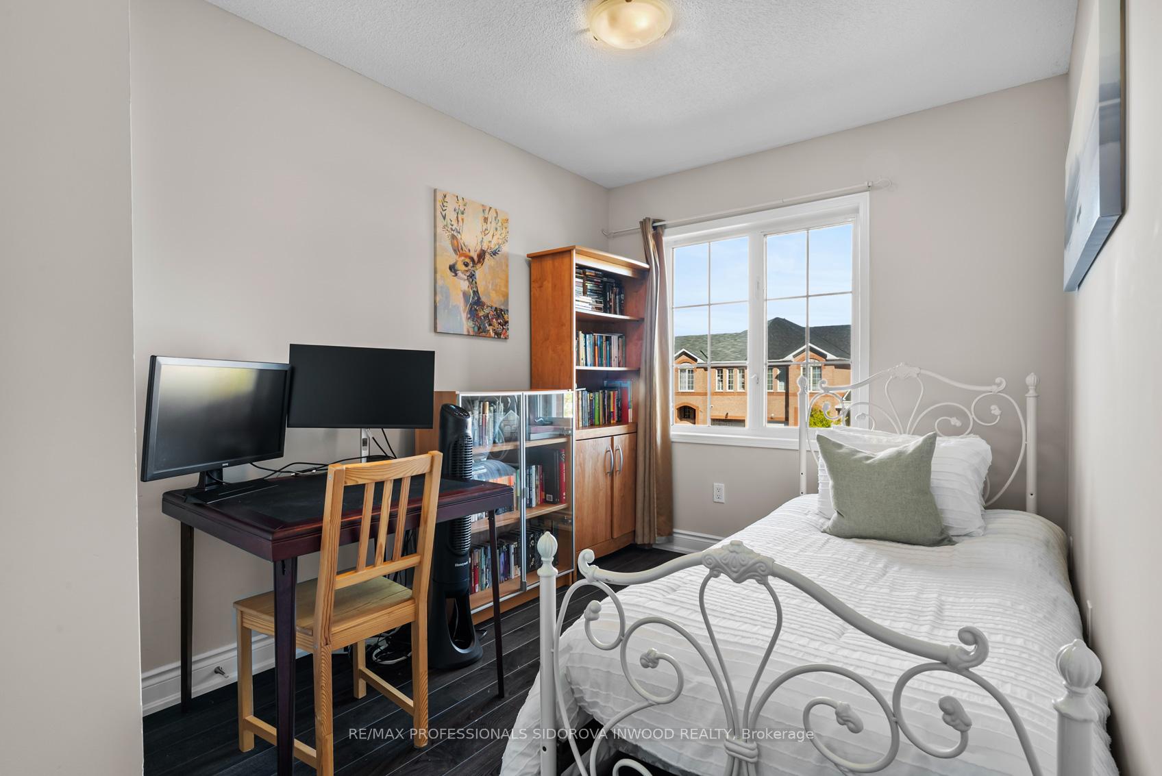 Photo 23 of 106 Lucena Crescent, Vaughan, Maple — HOMEH